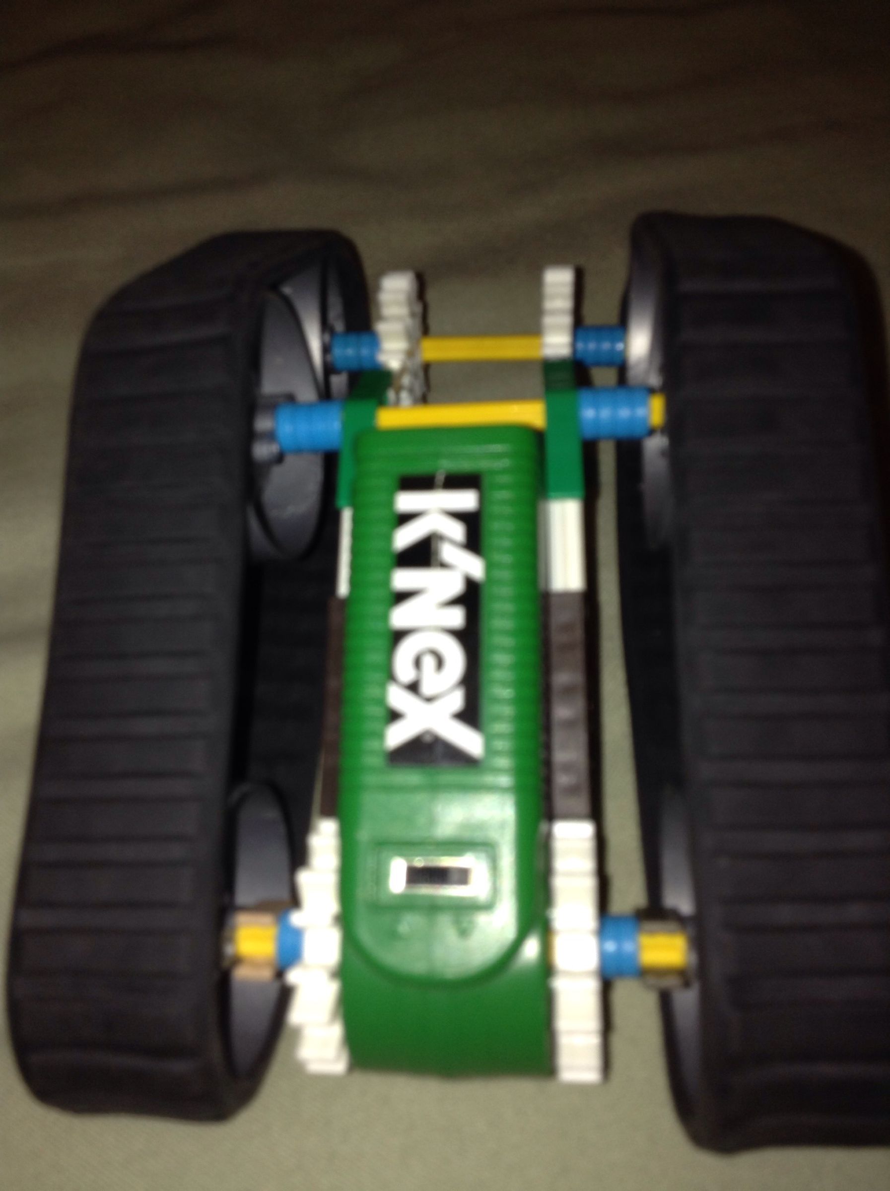 DIY guide for Knex Tank with step-by-step instructions