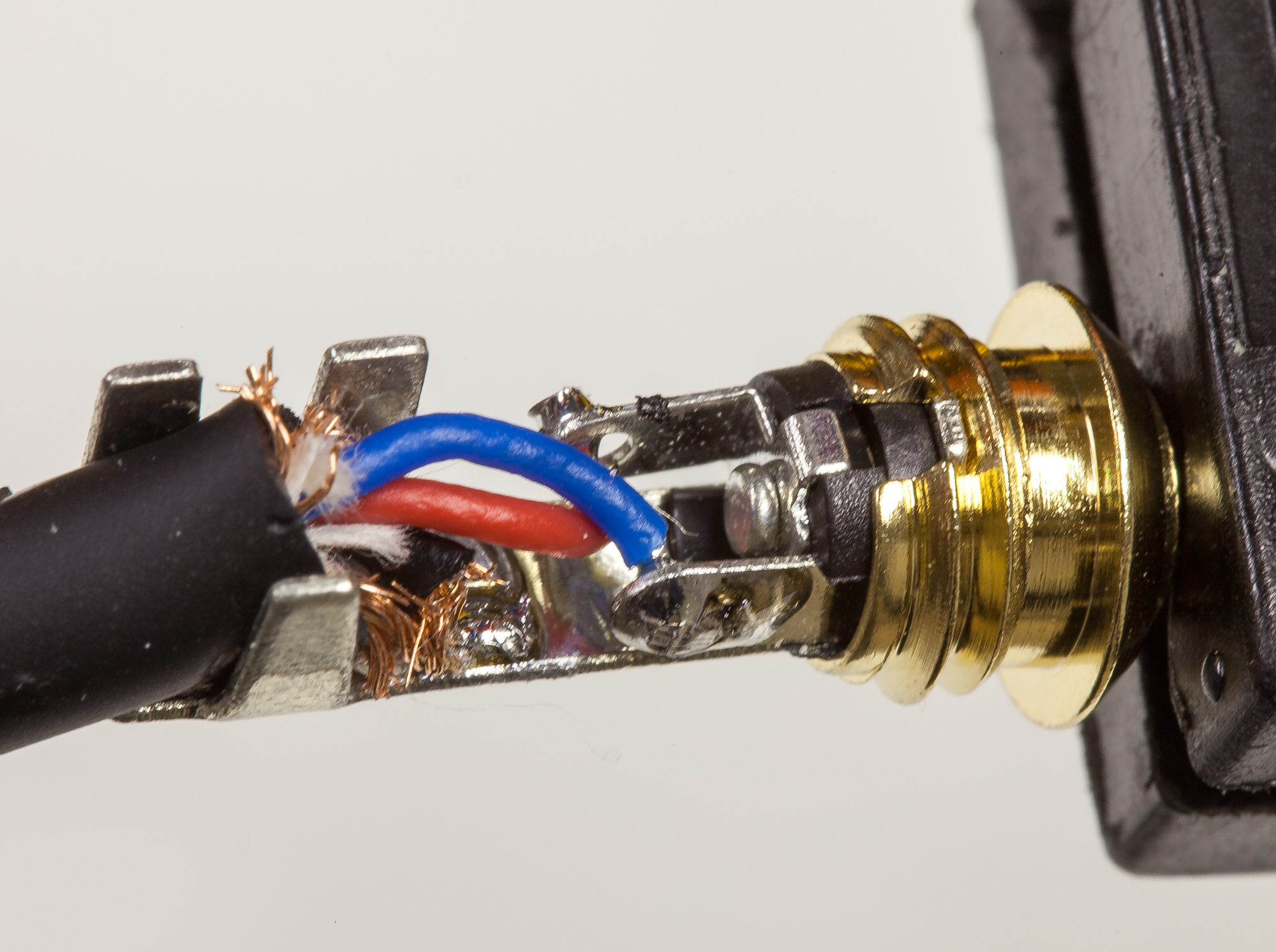 Quality DIY Headphone Cable Replacement 5 Steps Instructables