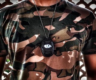 Uncanny Eye Pendant With ESP8266 and TFT Display for Halloween
