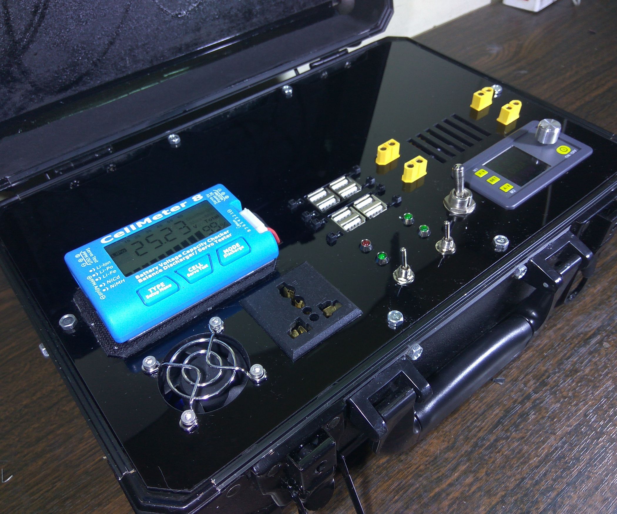 Listrik L585 585Wh AC DC Portable Power Supply 17 Steps (with Pictures) Instructables