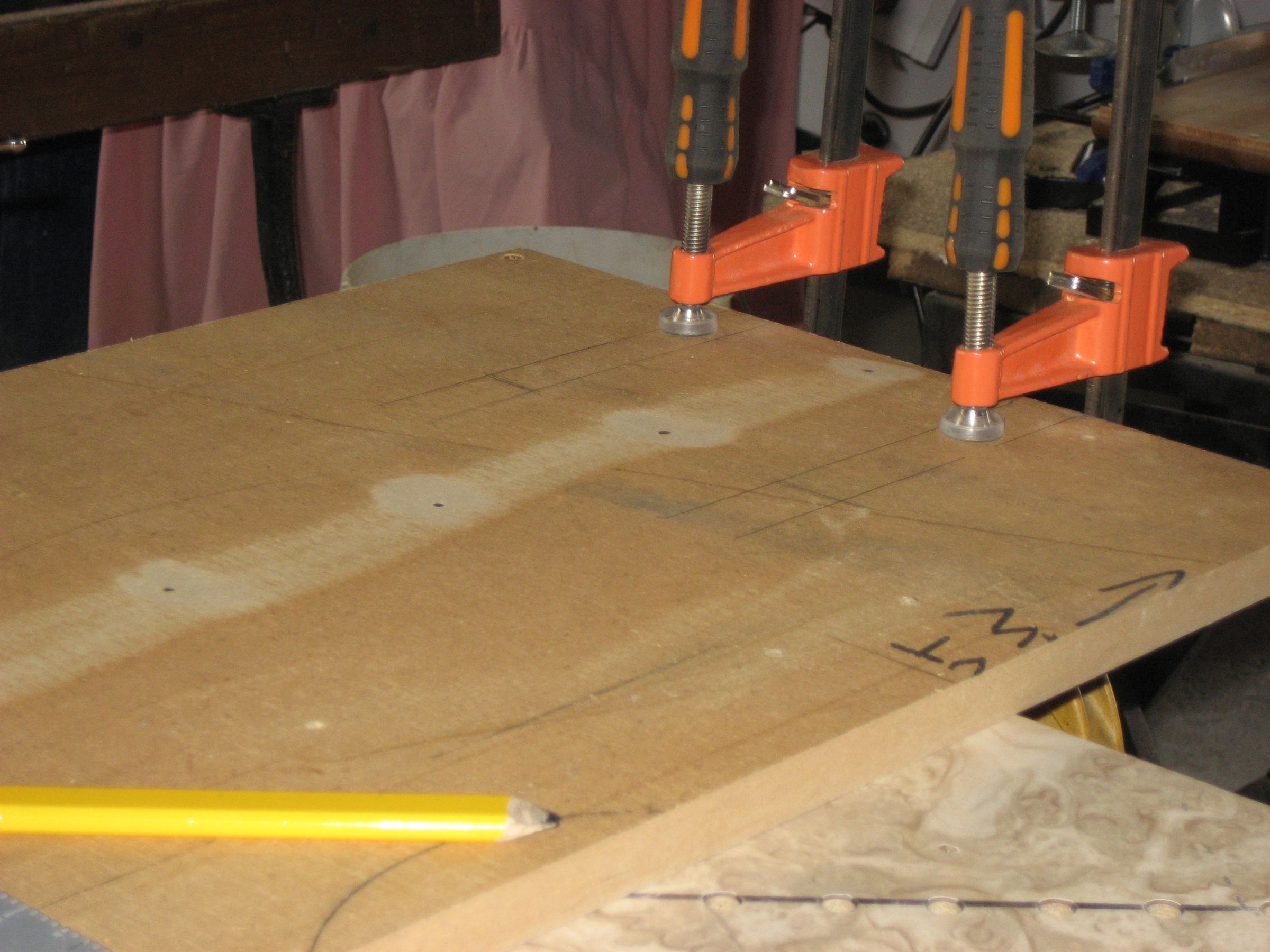 Biscuit Jointer Spline Jig Build. 6 Steps (with Pictures