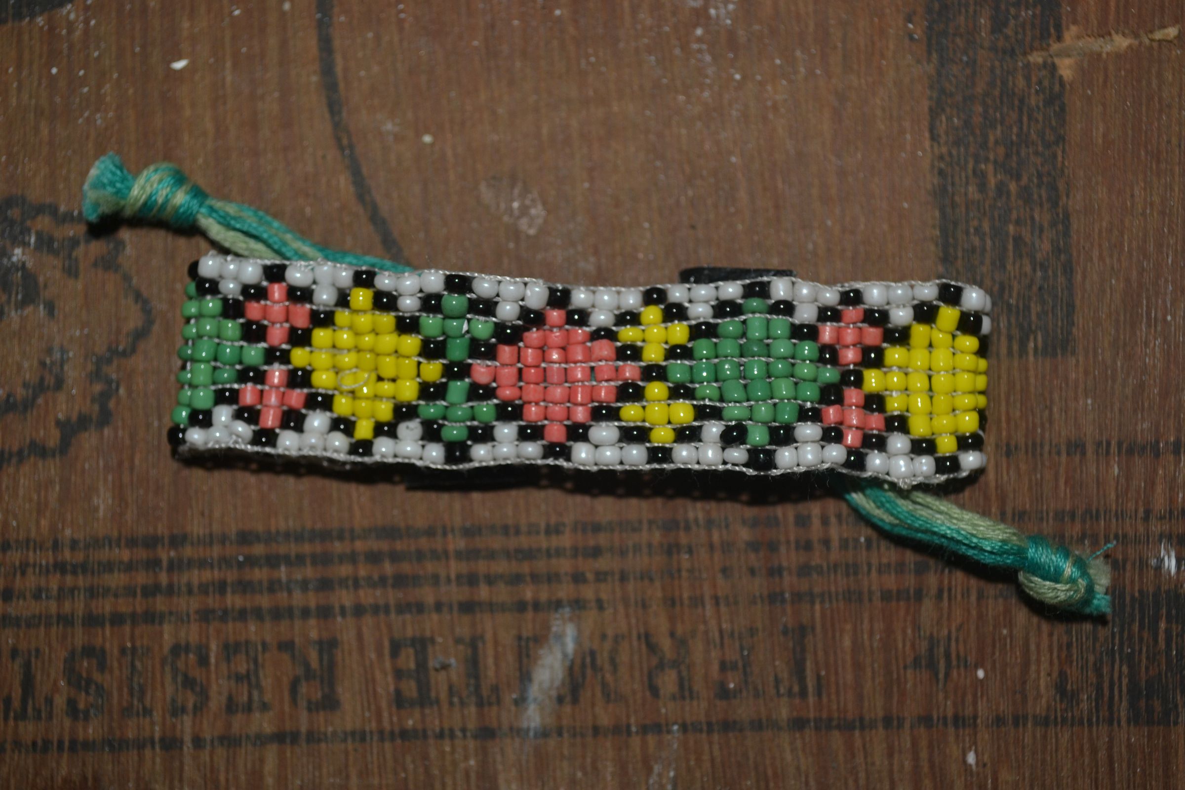 Bead Loom Bracelet Without a Loom! 13 Steps (with Pictures