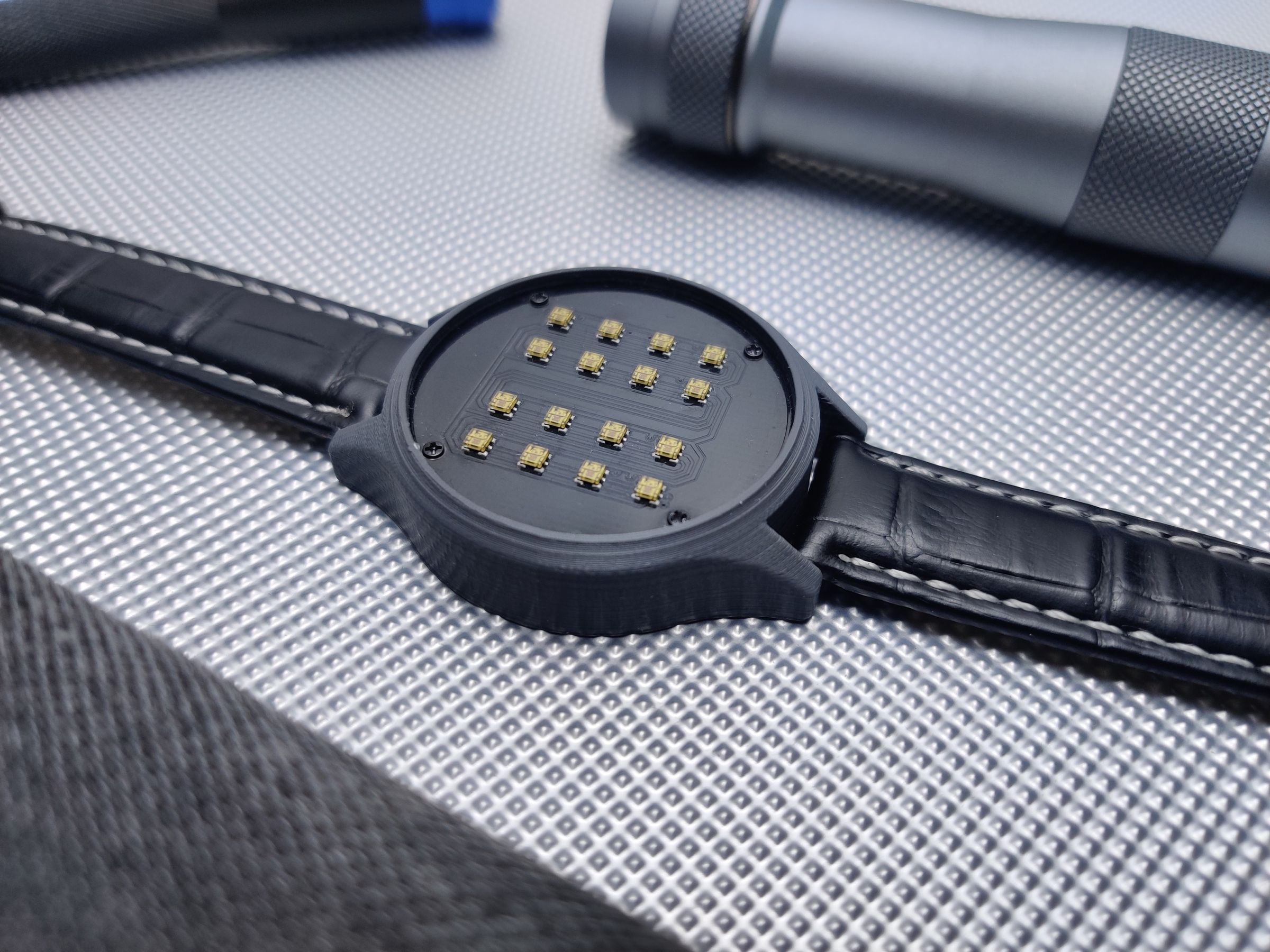The Ultimate Binary Watch 12 Steps (with Pictures) Instructables