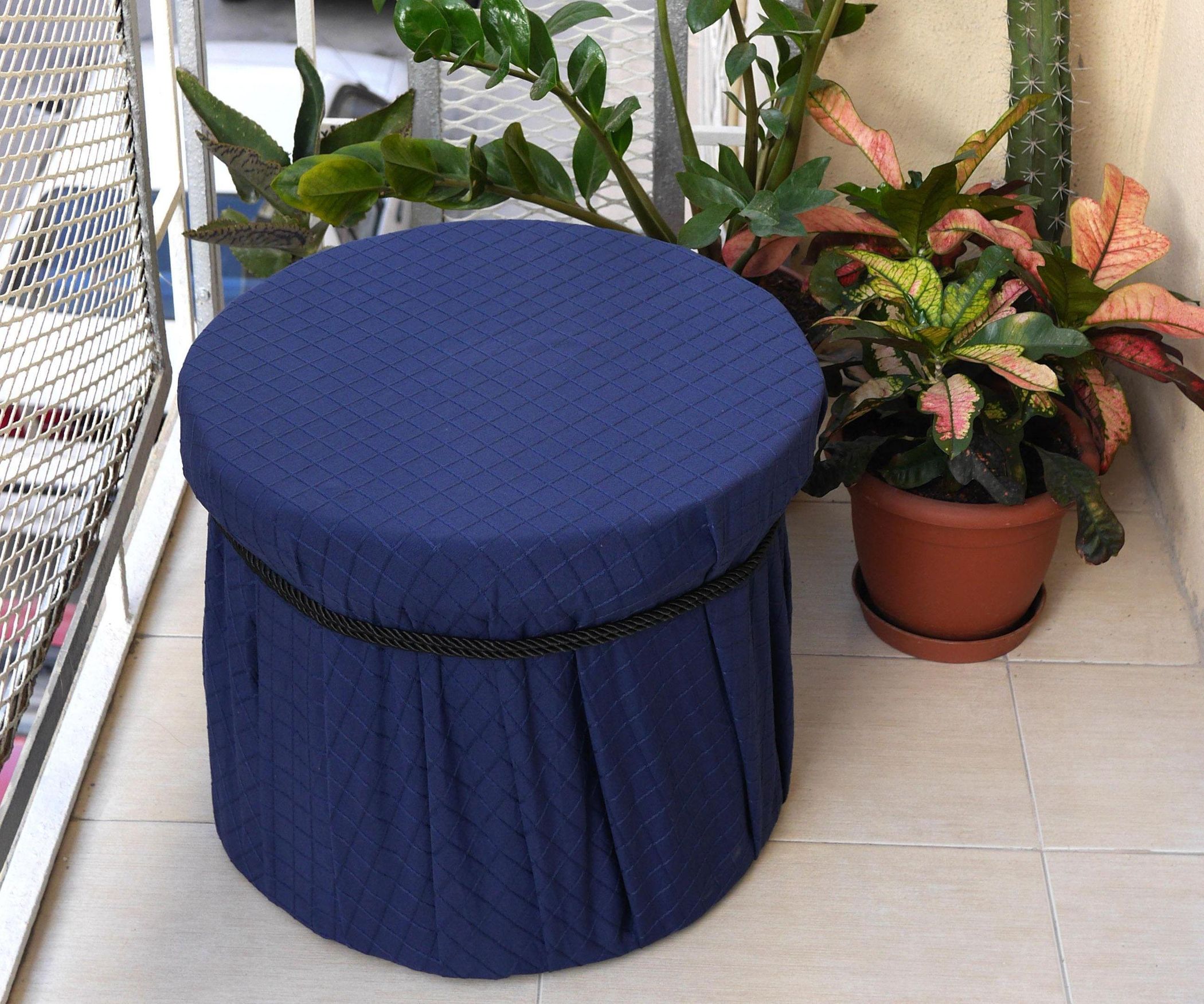 DYI Comfy Upcycled Plastic Bottle Stool 11 Steps (with Pictures