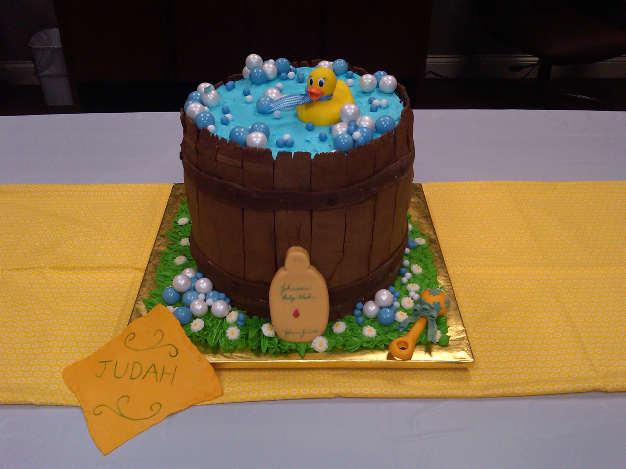 Rubber Ducky Baby Shower Cake Instructables Rubber Ducky Baby Shower Cake Instructables