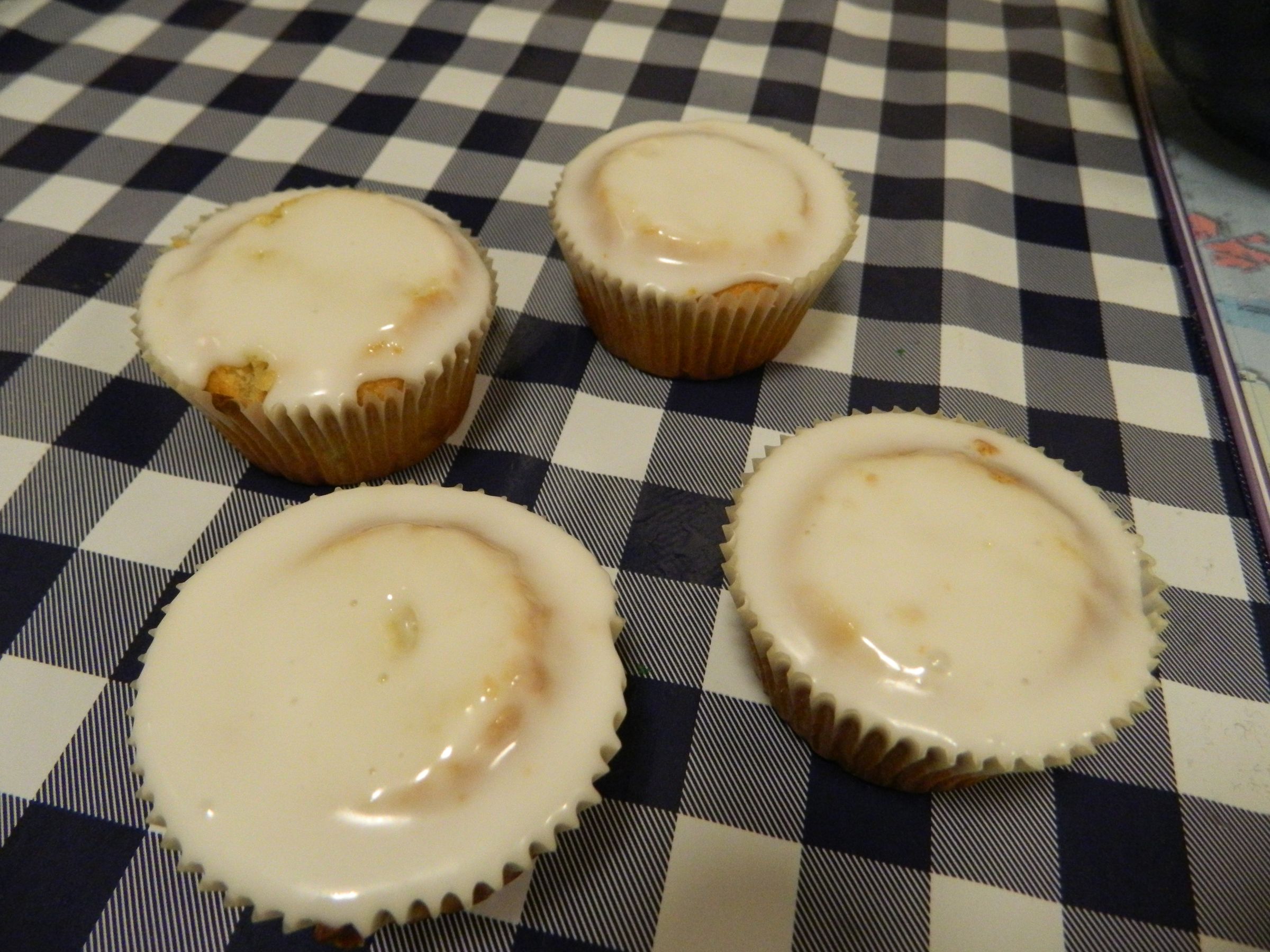 kitty litter cupcakes