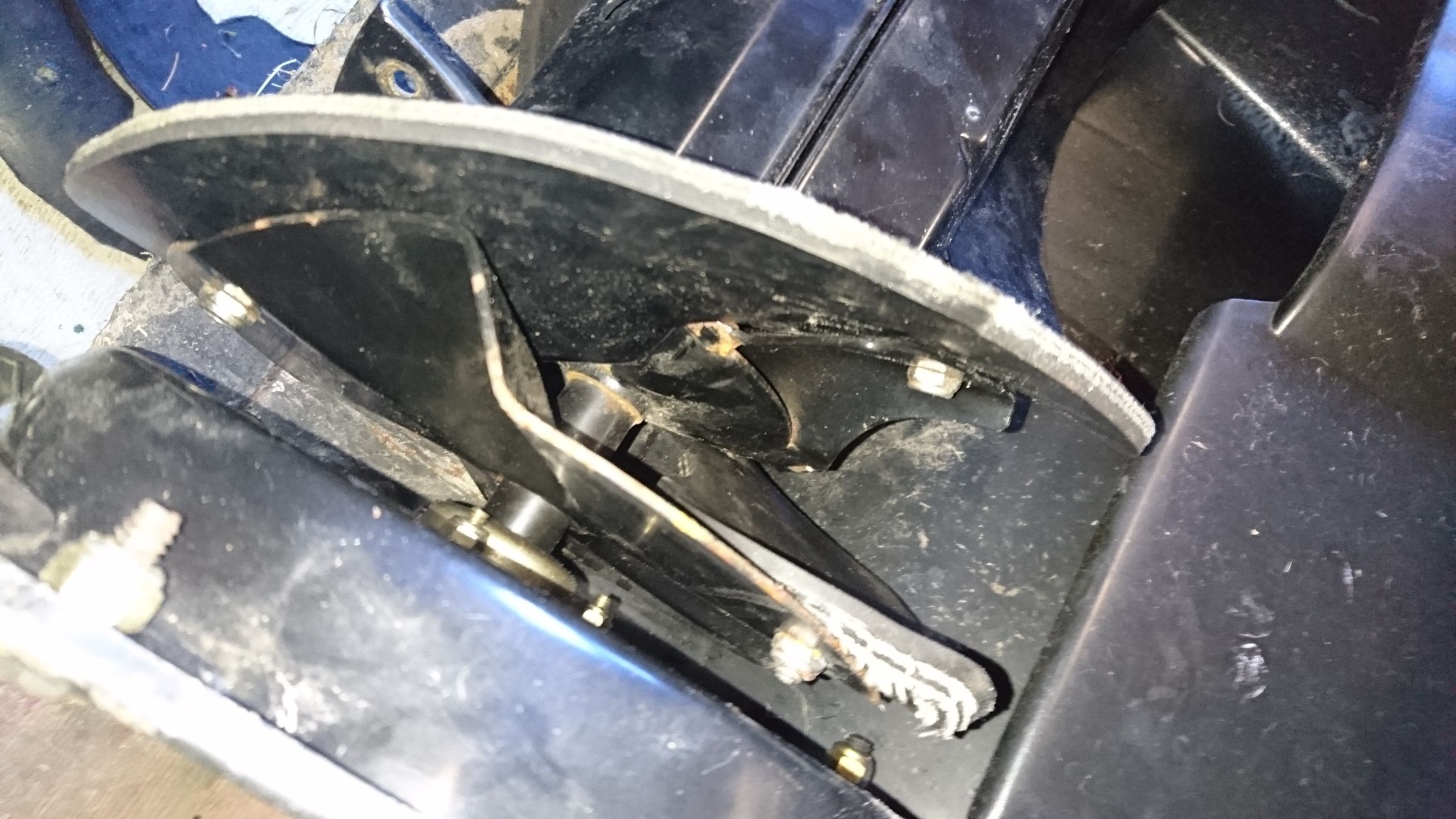 Snow Blower Paddle Replacement 30 Steps (with Pictures) Instructables