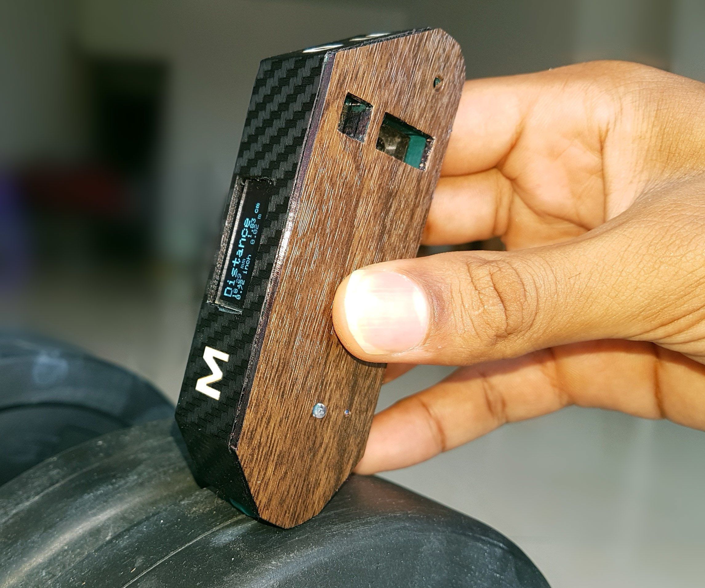 DIGITAL MULTI-FUNCTION MEASURING TOOL