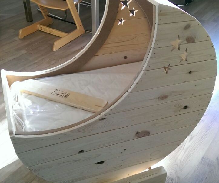 Baby Moon Crib 4 Steps Instructables