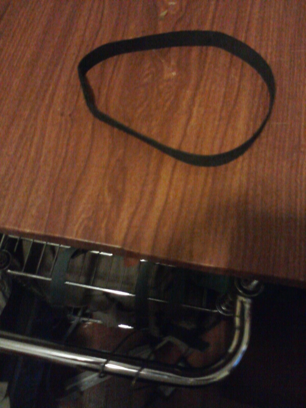 DIY Vacuum Cleaner Belt Using Super Glue Instructables