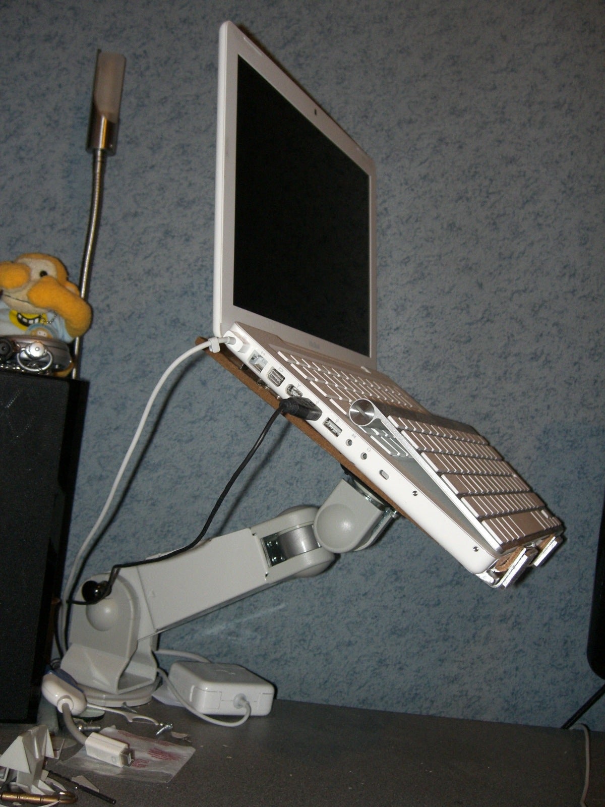 Adjustable Vesa Arm Laptop Stand 6 Steps (with Pictures) Instructables