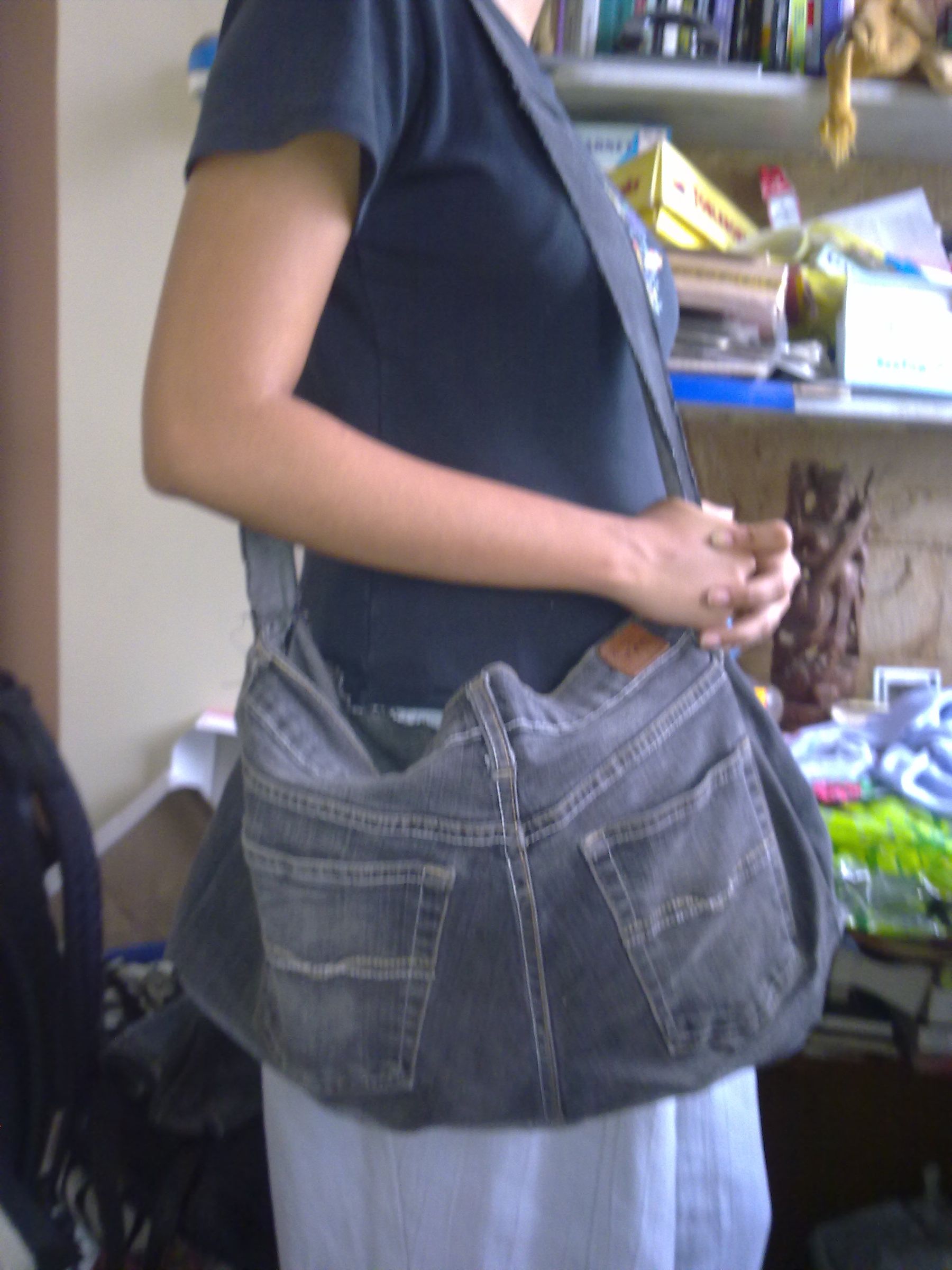 Turn Old Jeans Into a Bag 7 Steps (with Pictures) Instructables