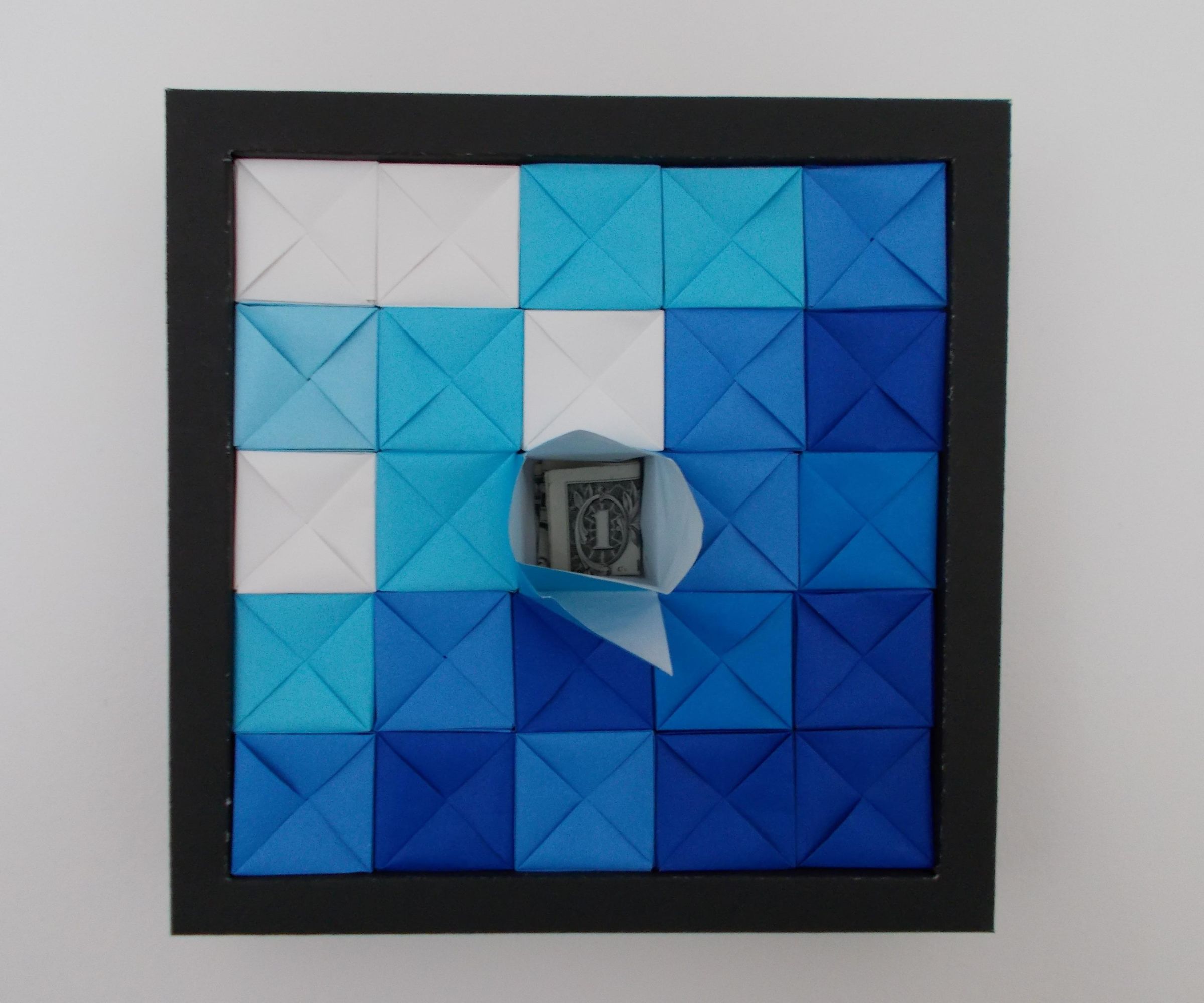 Secret CompARTment