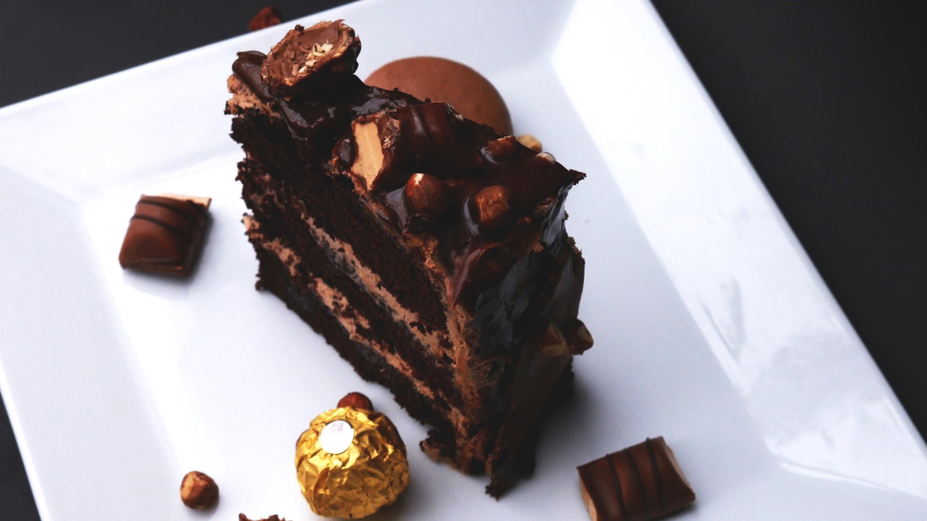 Ultimate Nutella Cake Kinder Bueno Ferrero Rocher Nutella Macarons Hazelnuts 6 Steps With Pictures Instructables Ultimate Nutella Cake Kinder Bueno Ferrero Rocher Nutella Macarons Hazelnuts 6 Steps With Pictures Instructables