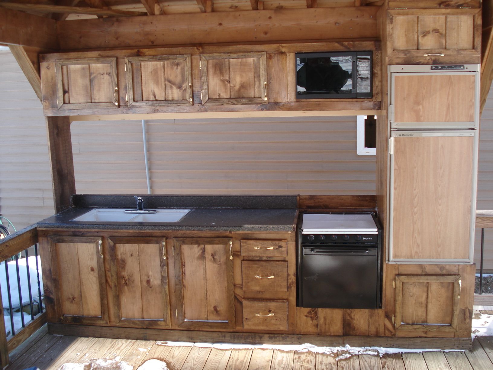 *Camper Deck Kitchen* 9 Steps Instructables