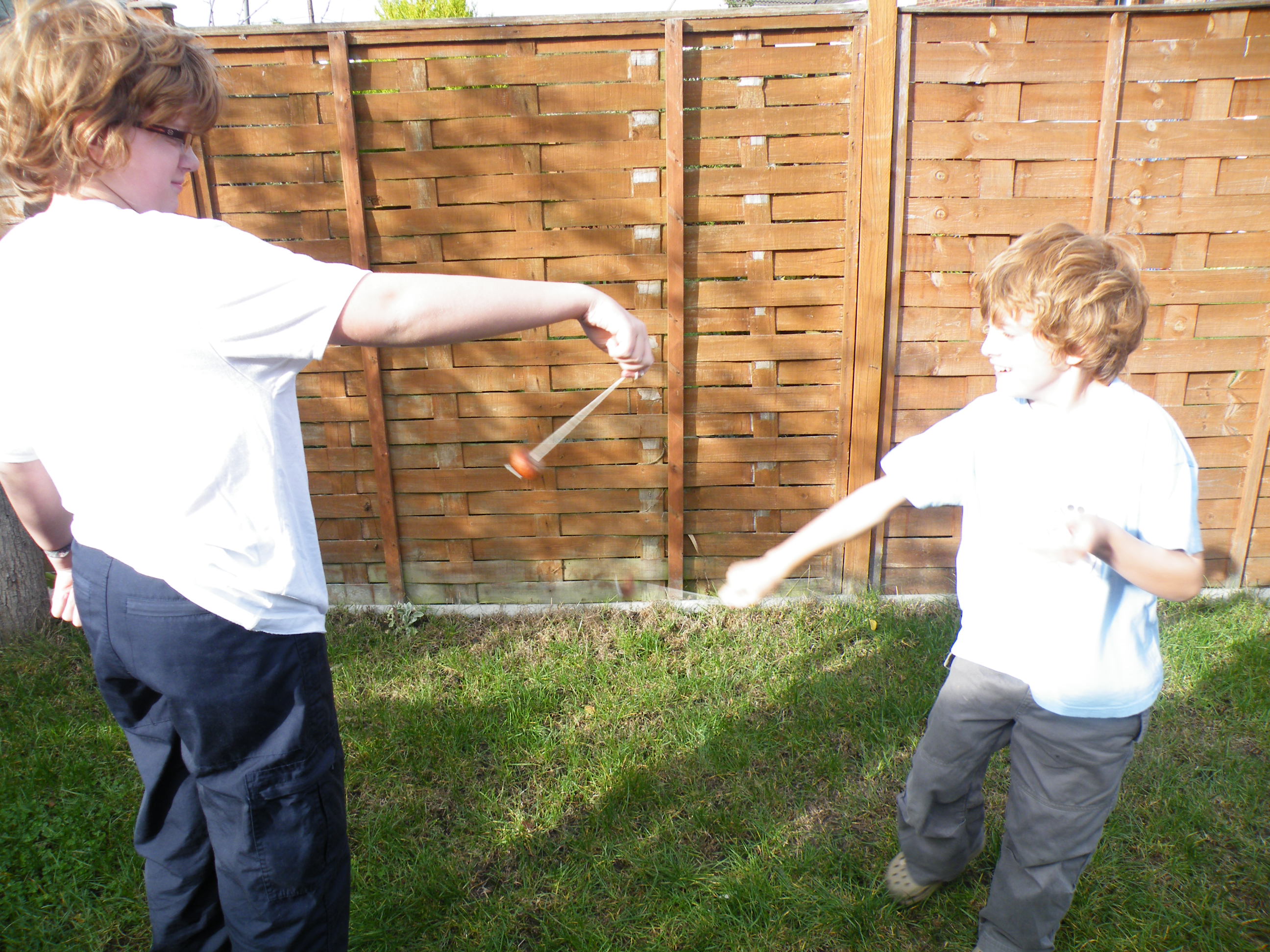 How To Play Conkers 7 Steps With Pictures Instructables