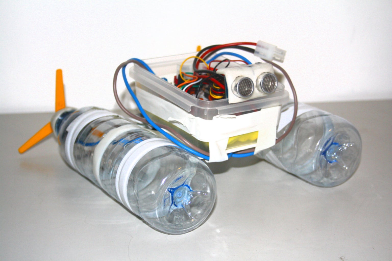 Build A Robot Boat Using Water Bottles : 5 Steps - Instructables