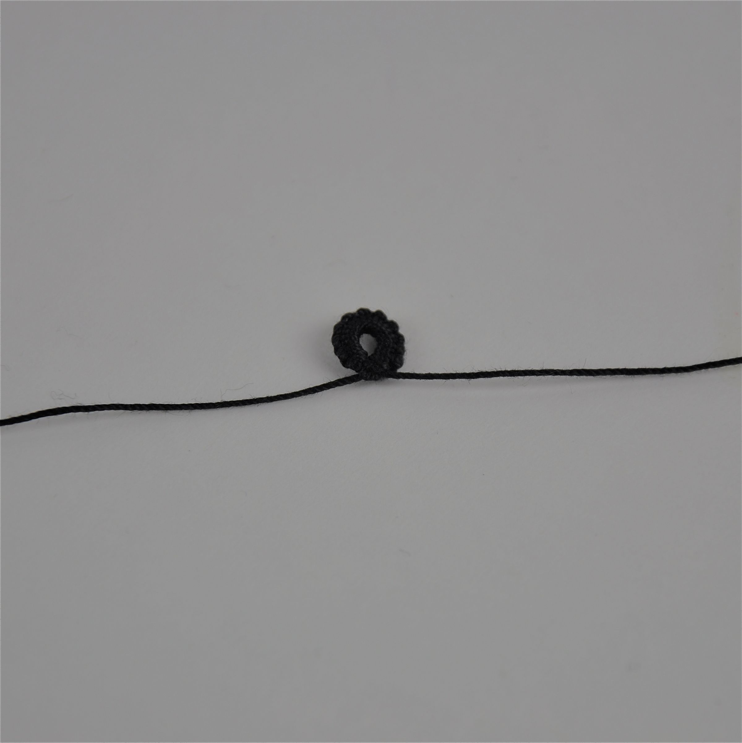 Tatted Chain Necklace 6 Steps (with Pictures) Instructables