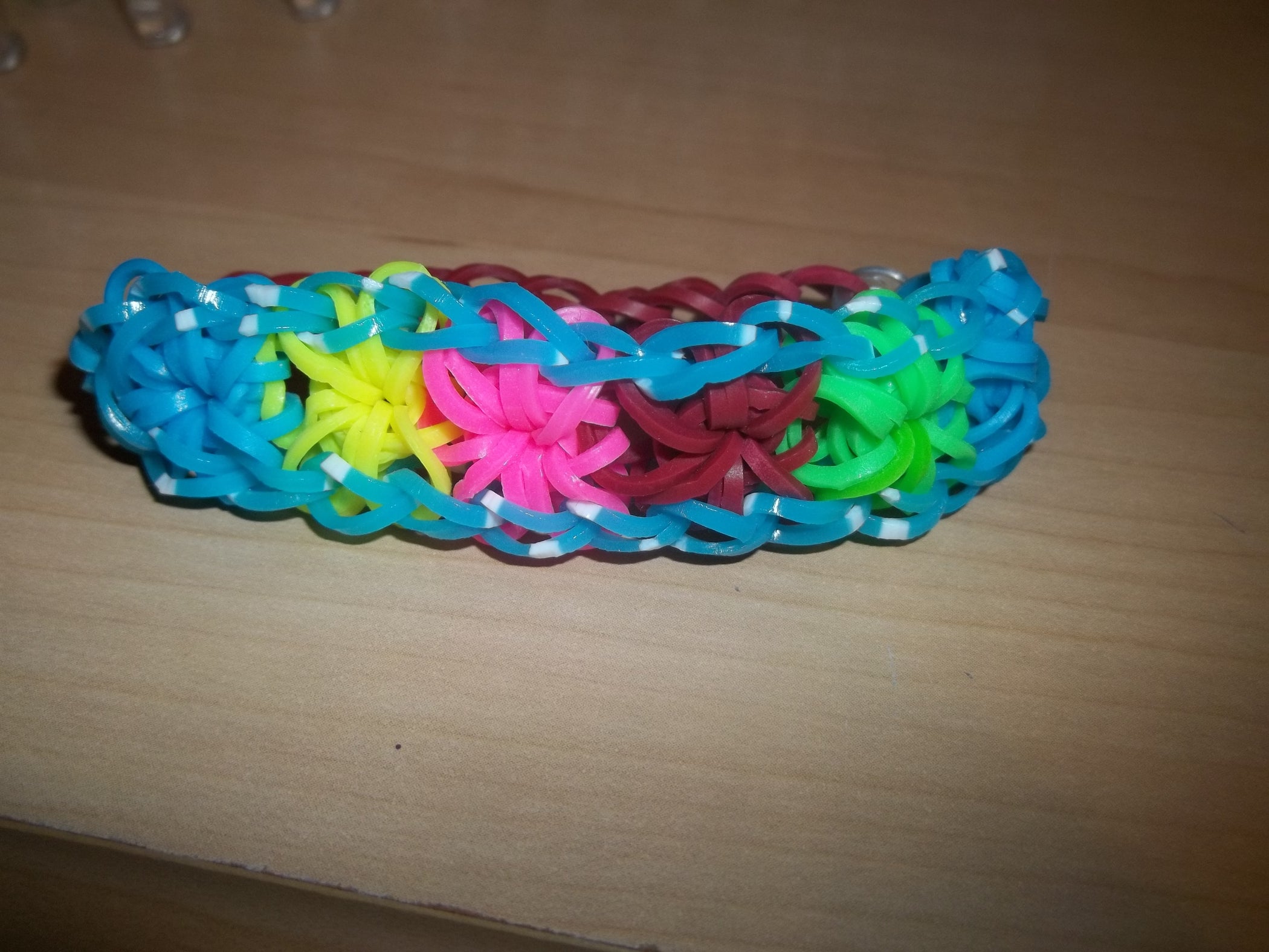 Rainbow Loom Starburst Bracelt 8 Steps Instructables