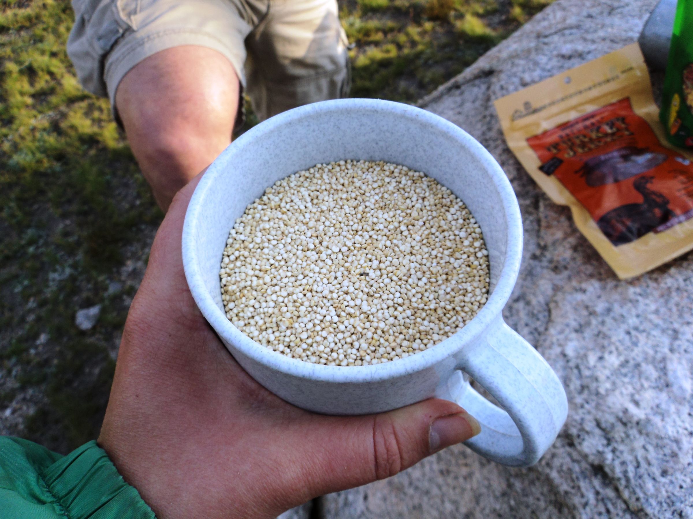 [Backpacking Food] Quinoa With Veggies 5 Steps (with Pictures