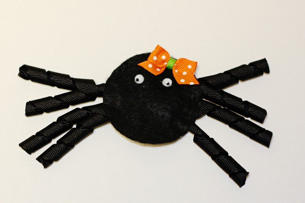 Felt Spider Hair Clip