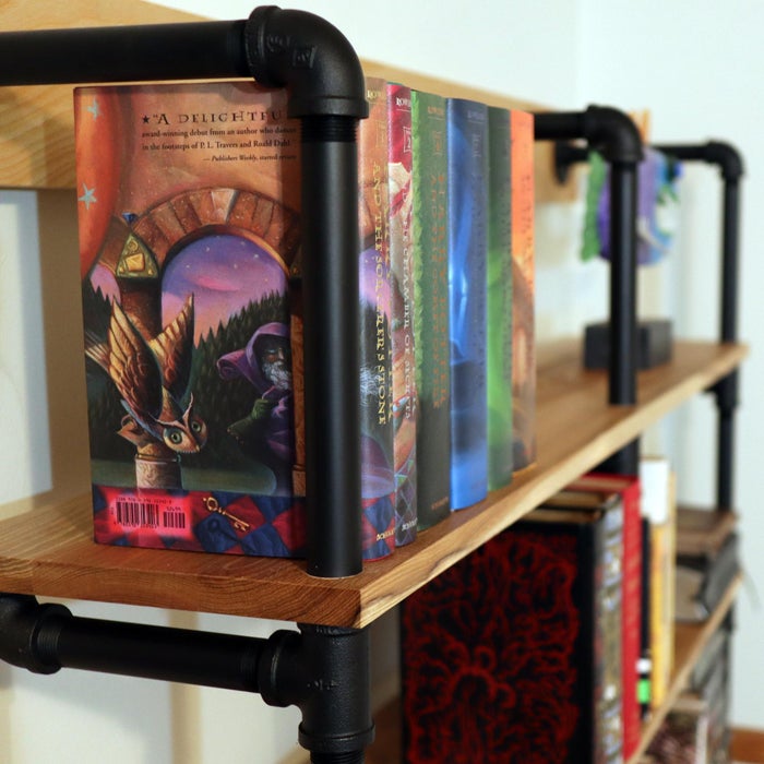 DIY Industrial Black Pipe Bookshelf!