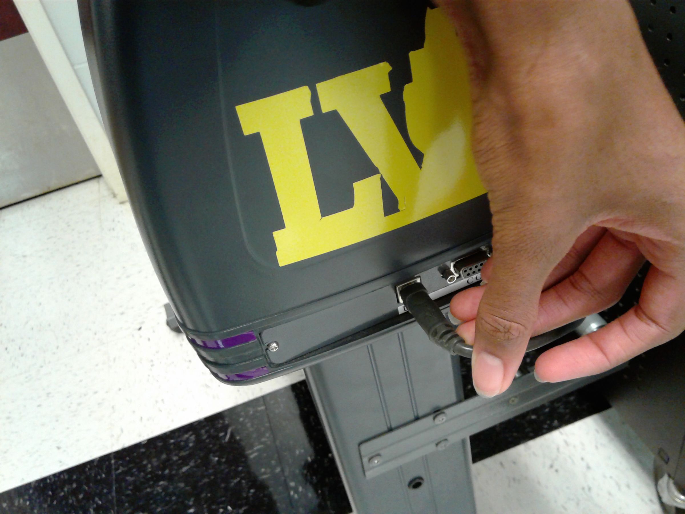 Instructions on How to Use a MH871MK2 Vinyl Cutter 11 Steps