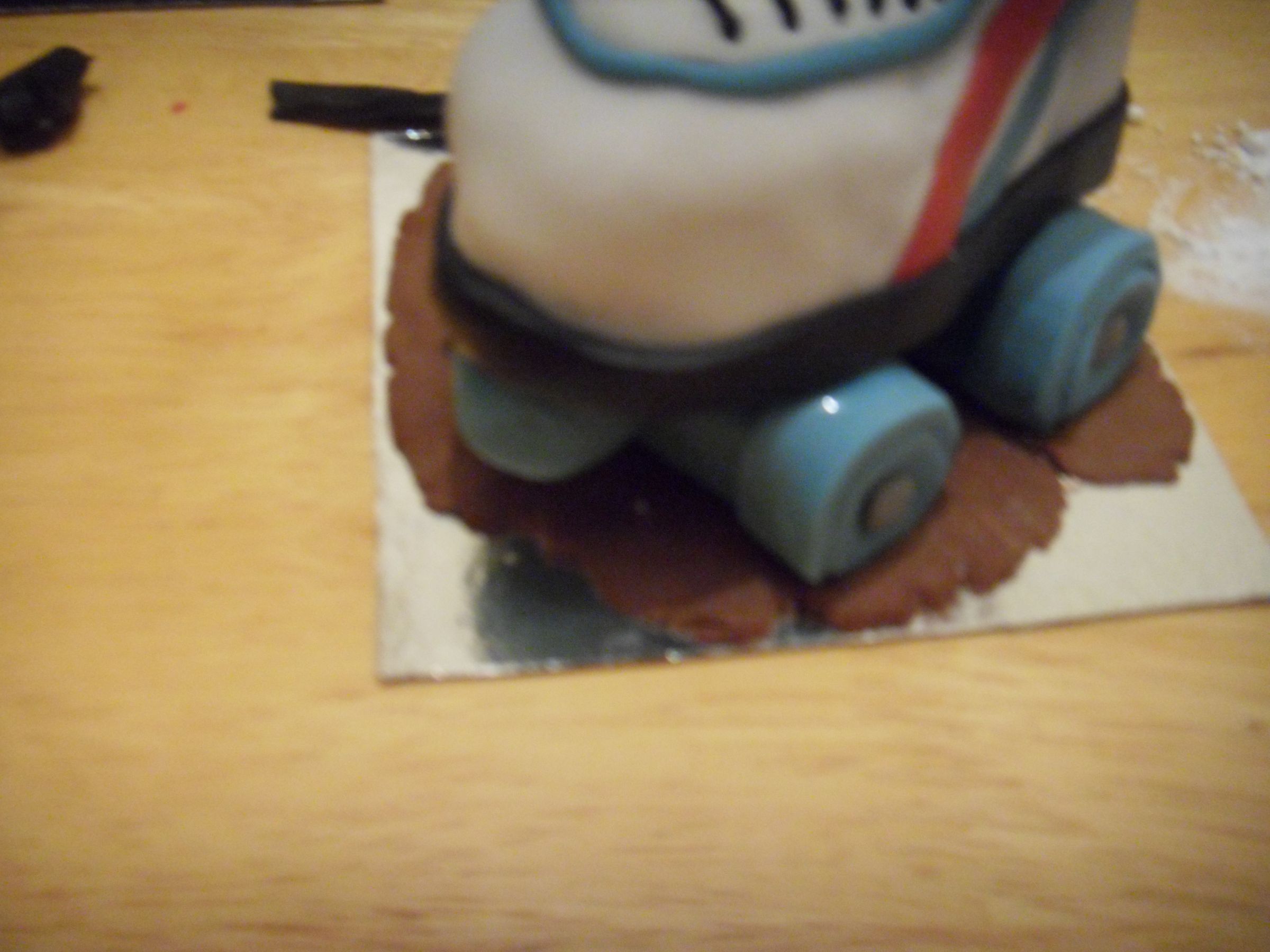 Roller Skate Minicake Tutorial 5 Steps Instructables