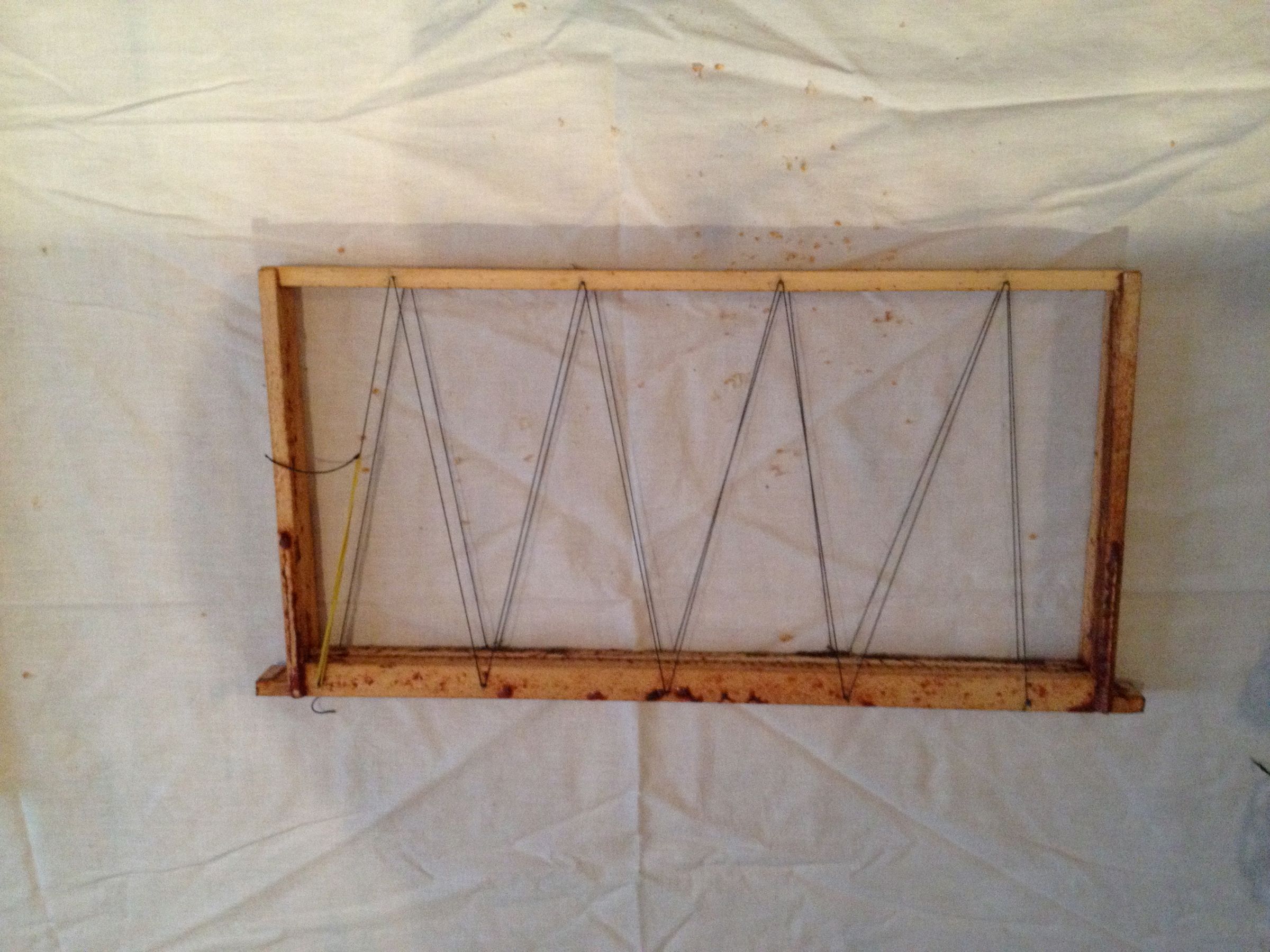 The Greatest Rubber Band Beekeeping Trick 6 Steps Instructables