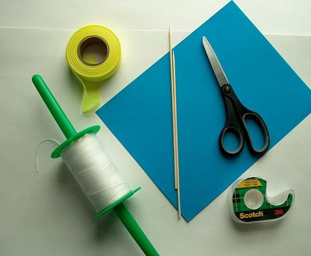 Easy Paper Kite for Kids : 11 Steps 