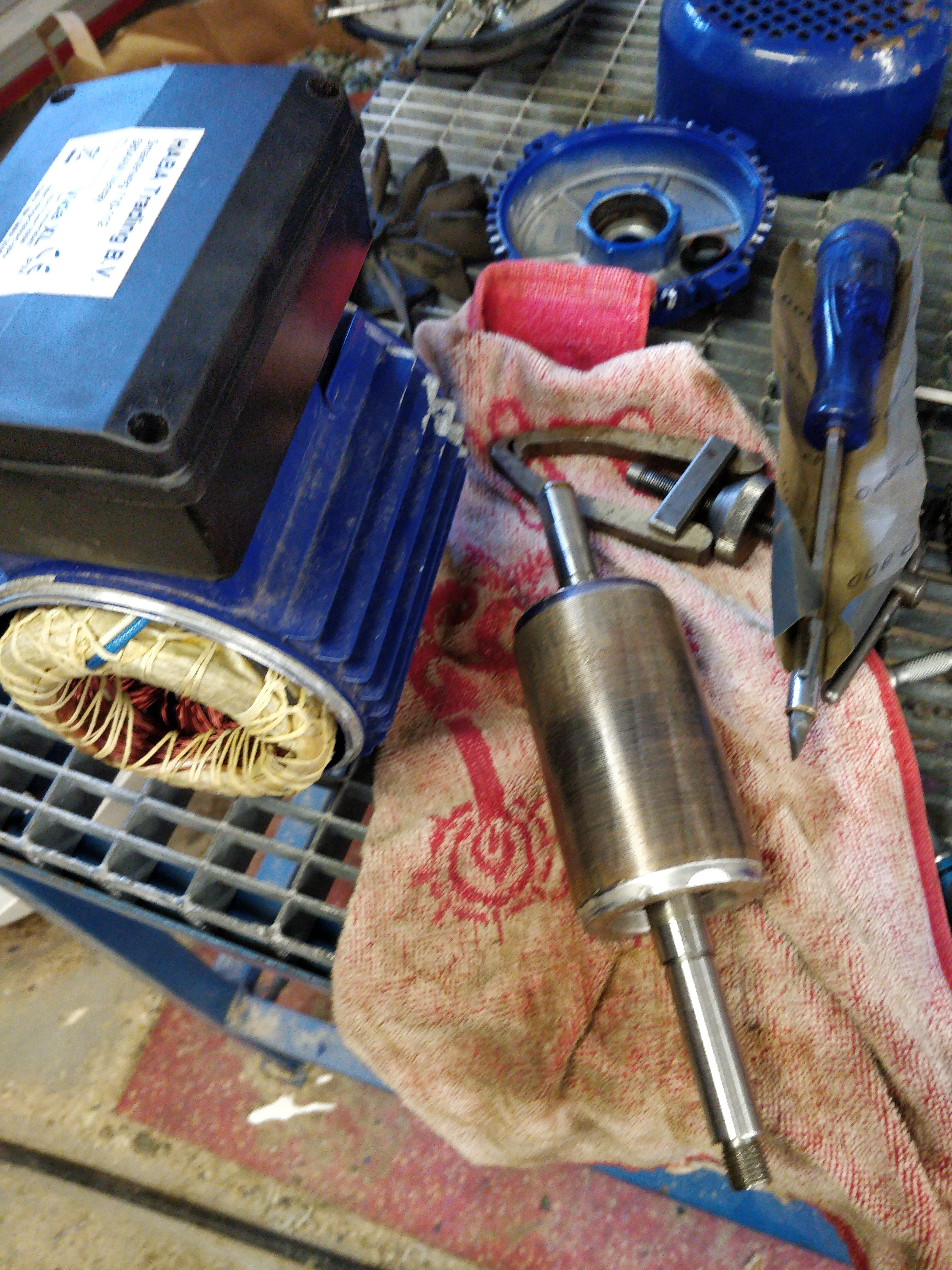 Restoring Seized Pool Water Pump (with Pictures) 10 Steps Instructables