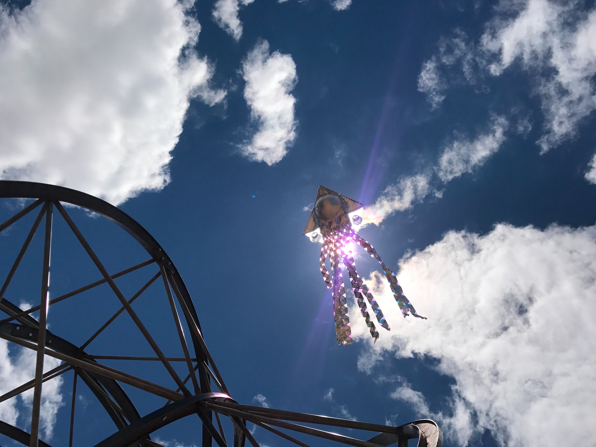 Make Your Own UFO Balloonkite! 5 Steps (with Pictures) Instructables