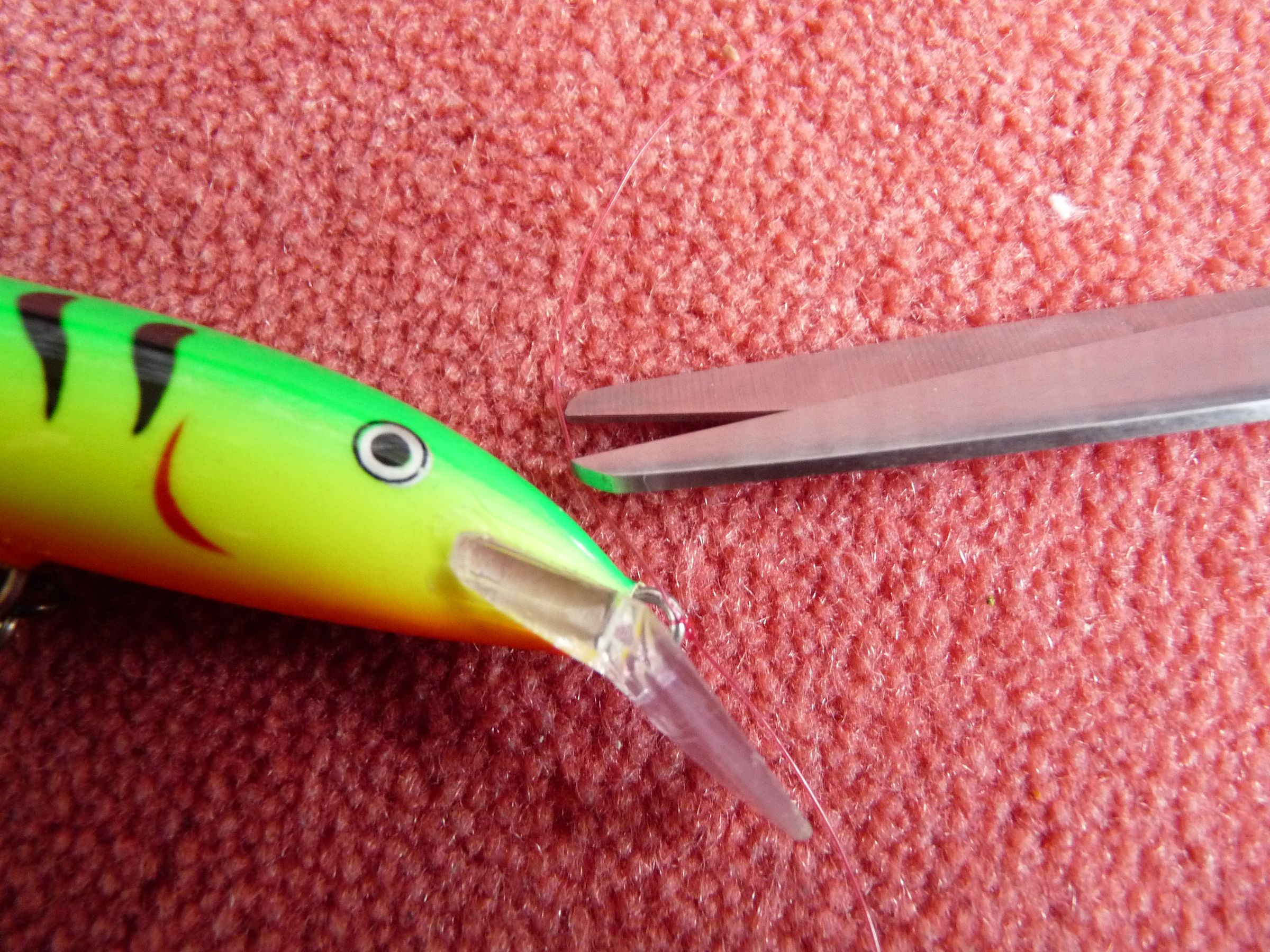 How to Set Up a Fishing Rod for Lure Fishing 5 Steps Instructables