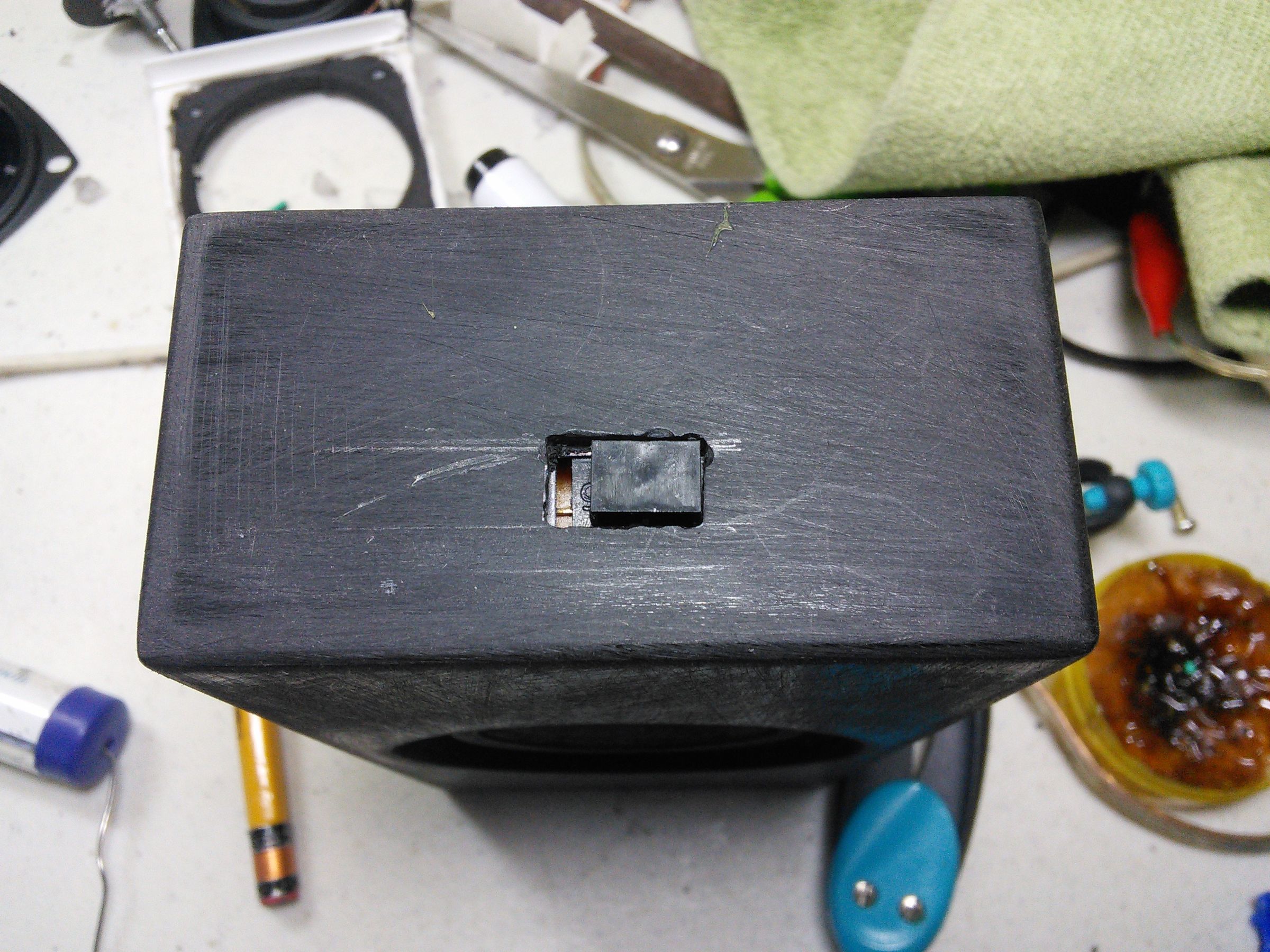 Make a Solar Bluetooth Speaker (Homebrew Big Jambox) 15 Steps (with