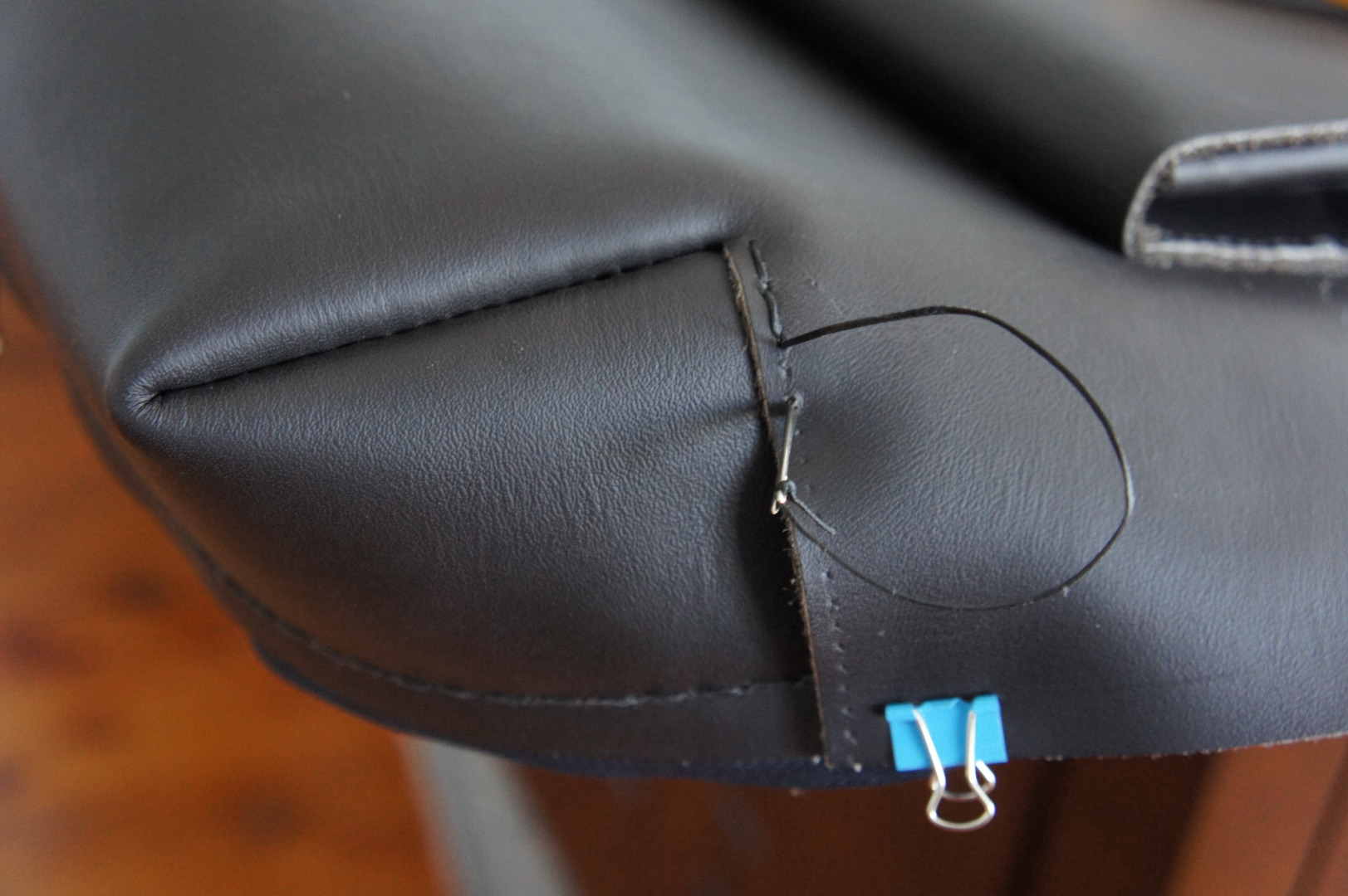 Leather Backpack, Stitchbystitch! 24 Steps (with Pictures