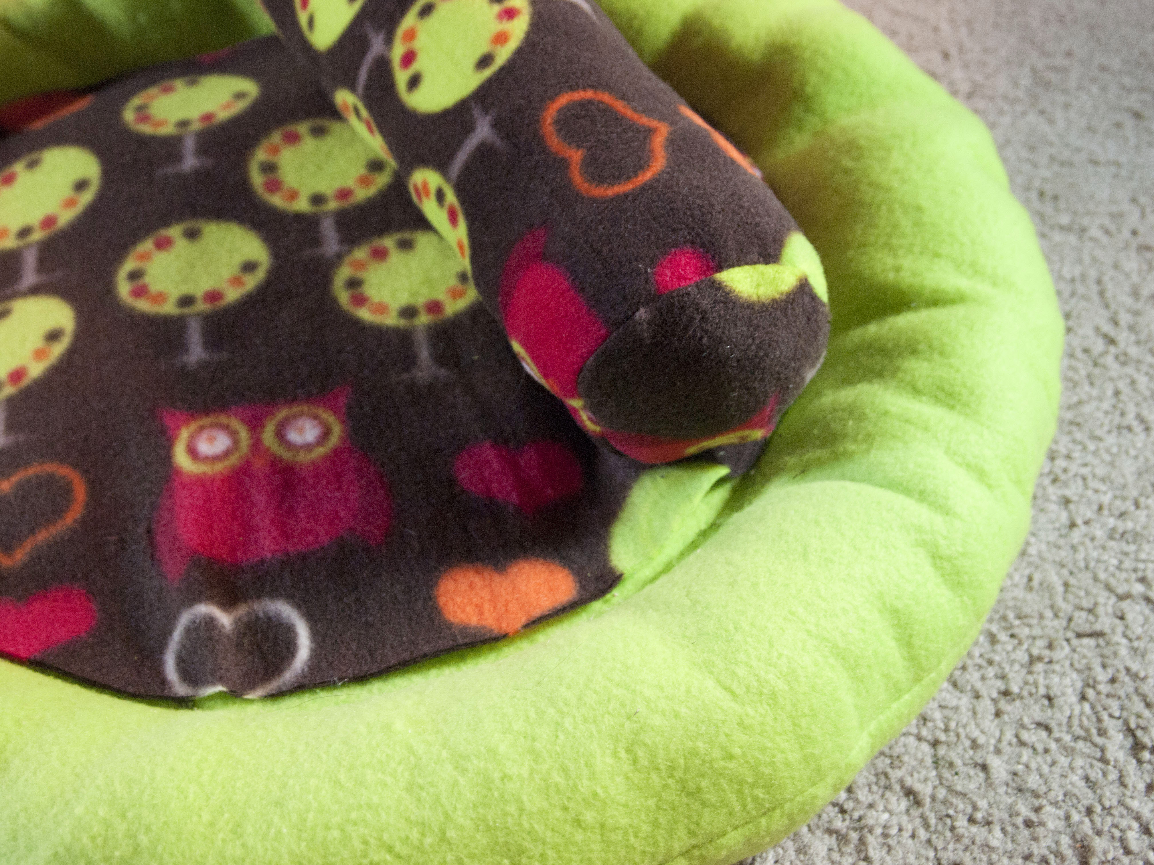 How to Sew a Round Cat Bed & Bolster Pillow 6 Steps (with Pictures