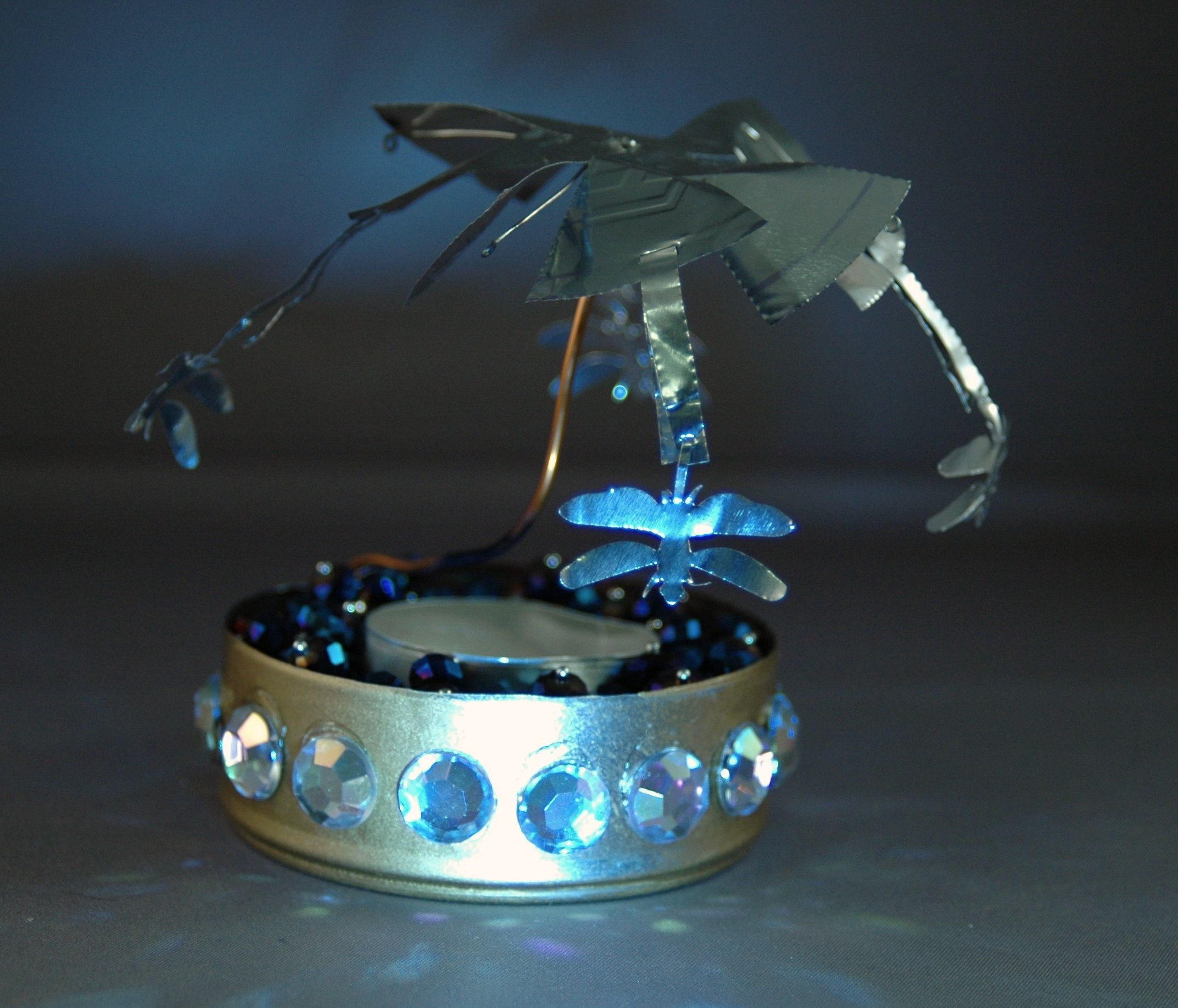 Spinning Sparkling Candle Carousel 8 Steps (with Pictures