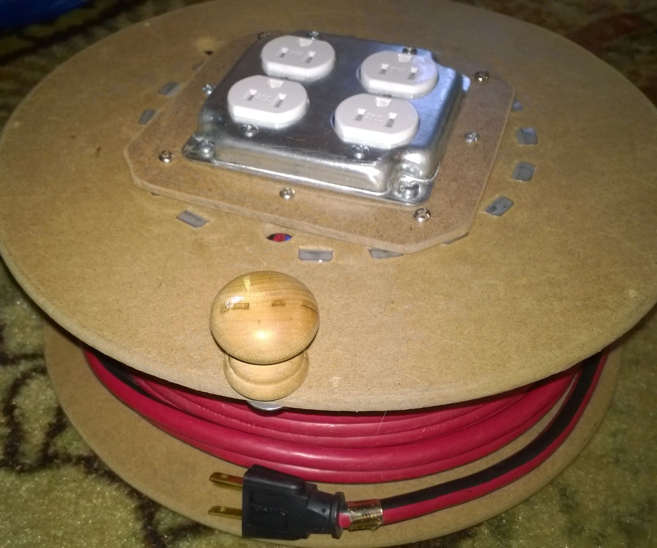 Extension Cord Reel : 4 Steps (with Pictures) - Instructables