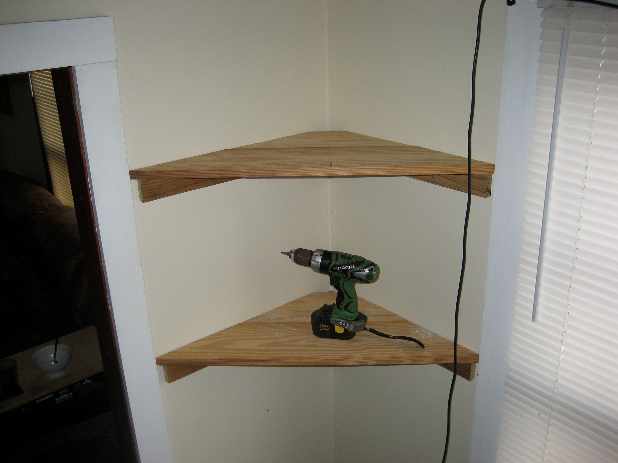 Simple Corner Shelf 3 Steps Instructables