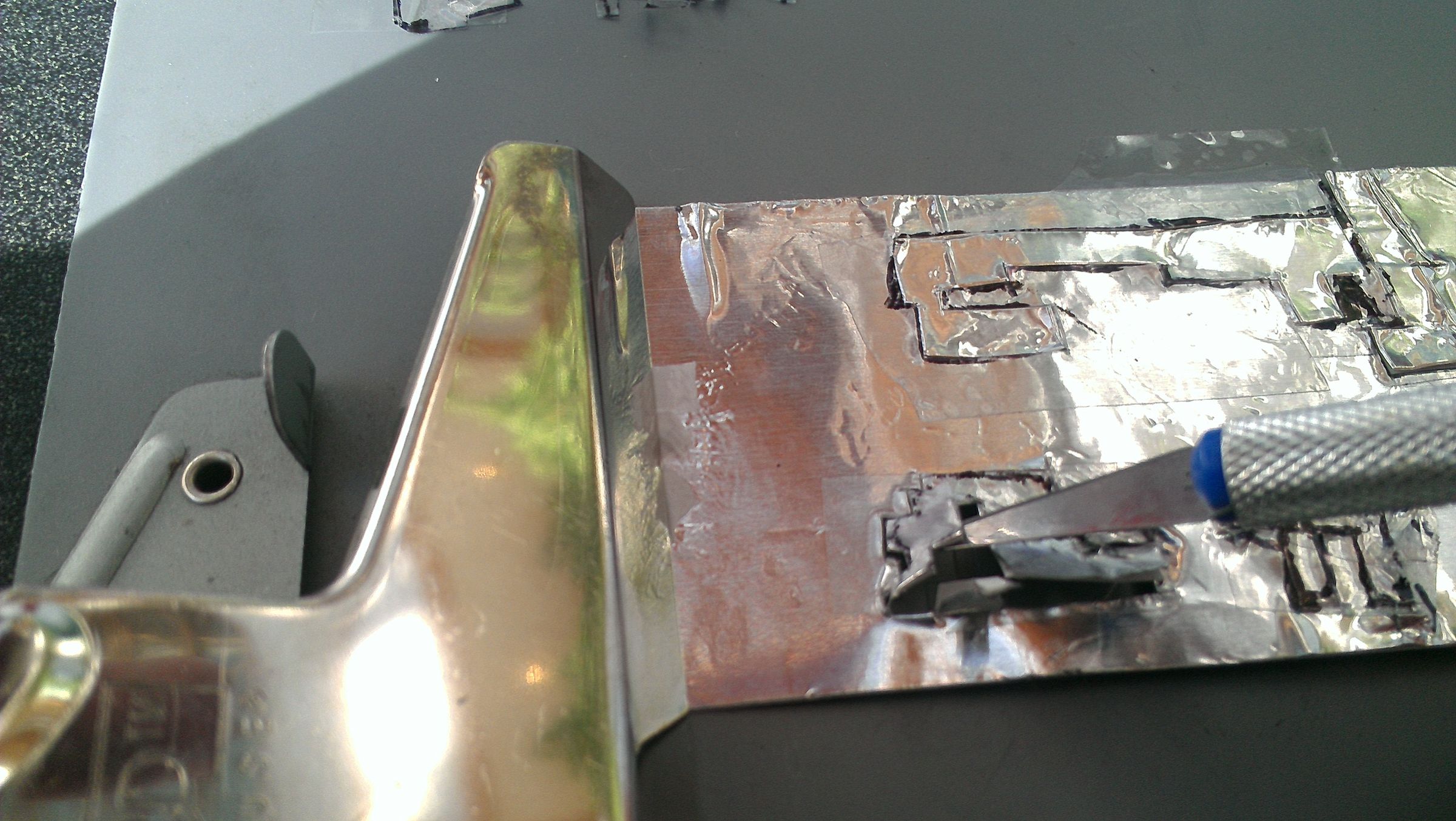 Improve Your Cell Phone Reception. Quick, Easy, and Cheap. 5 Steps Instructables