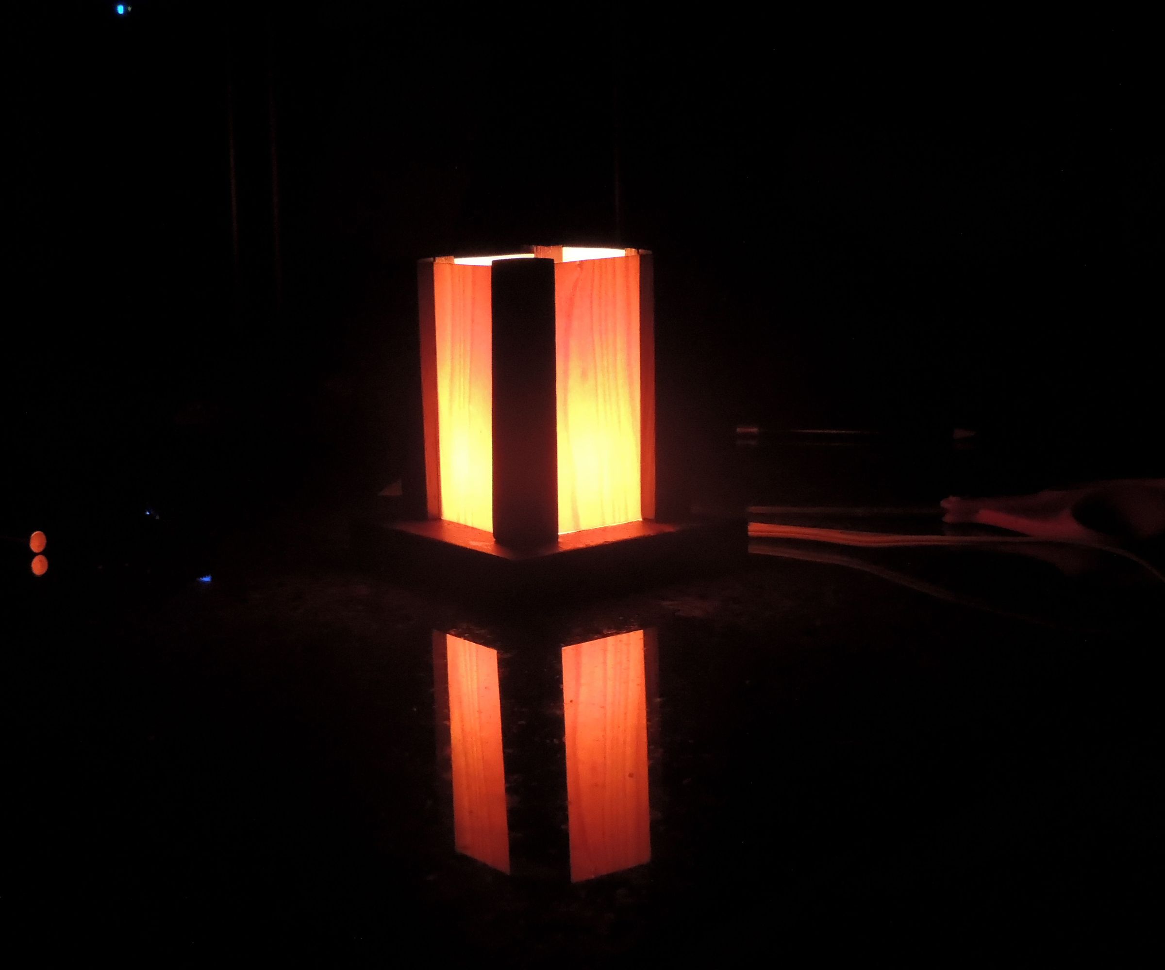 wooden table lamp DIY Project DIY Project Image