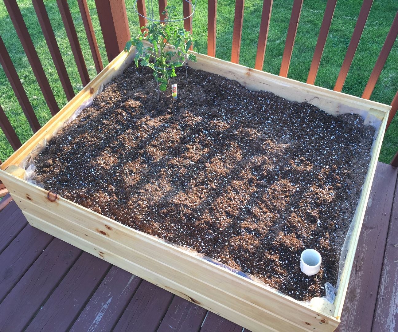 Sub Irrigation Planter Box : 9 Steps (with Pictures) - Instructables