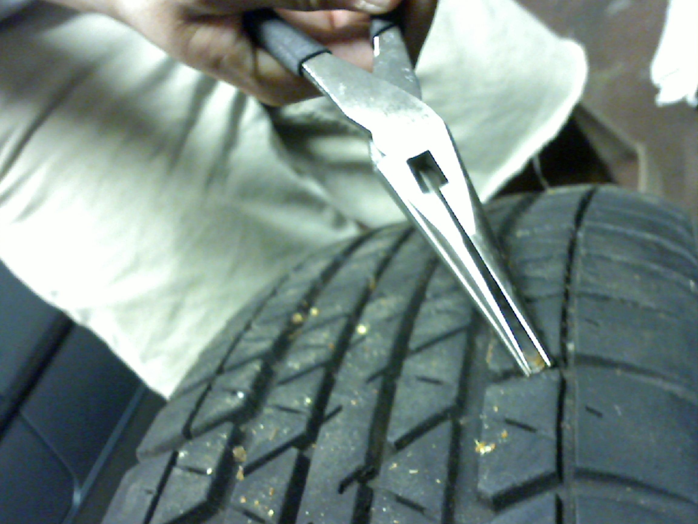 Tire Plug Gorilla Glue Edition 6 Steps Instructables