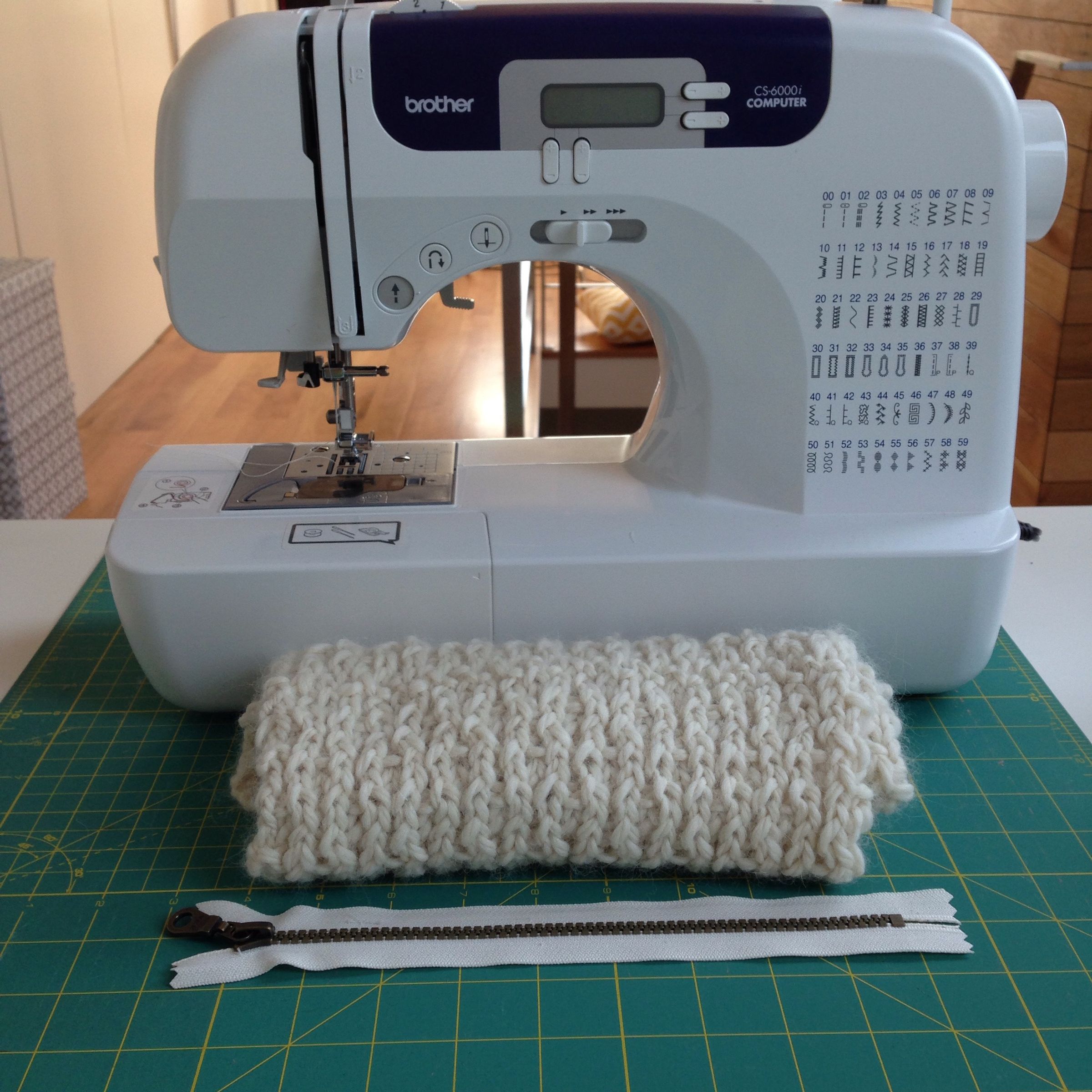 Add a Zipper to a Knit Cowl... 3 Steps (with Pictures) Instructables