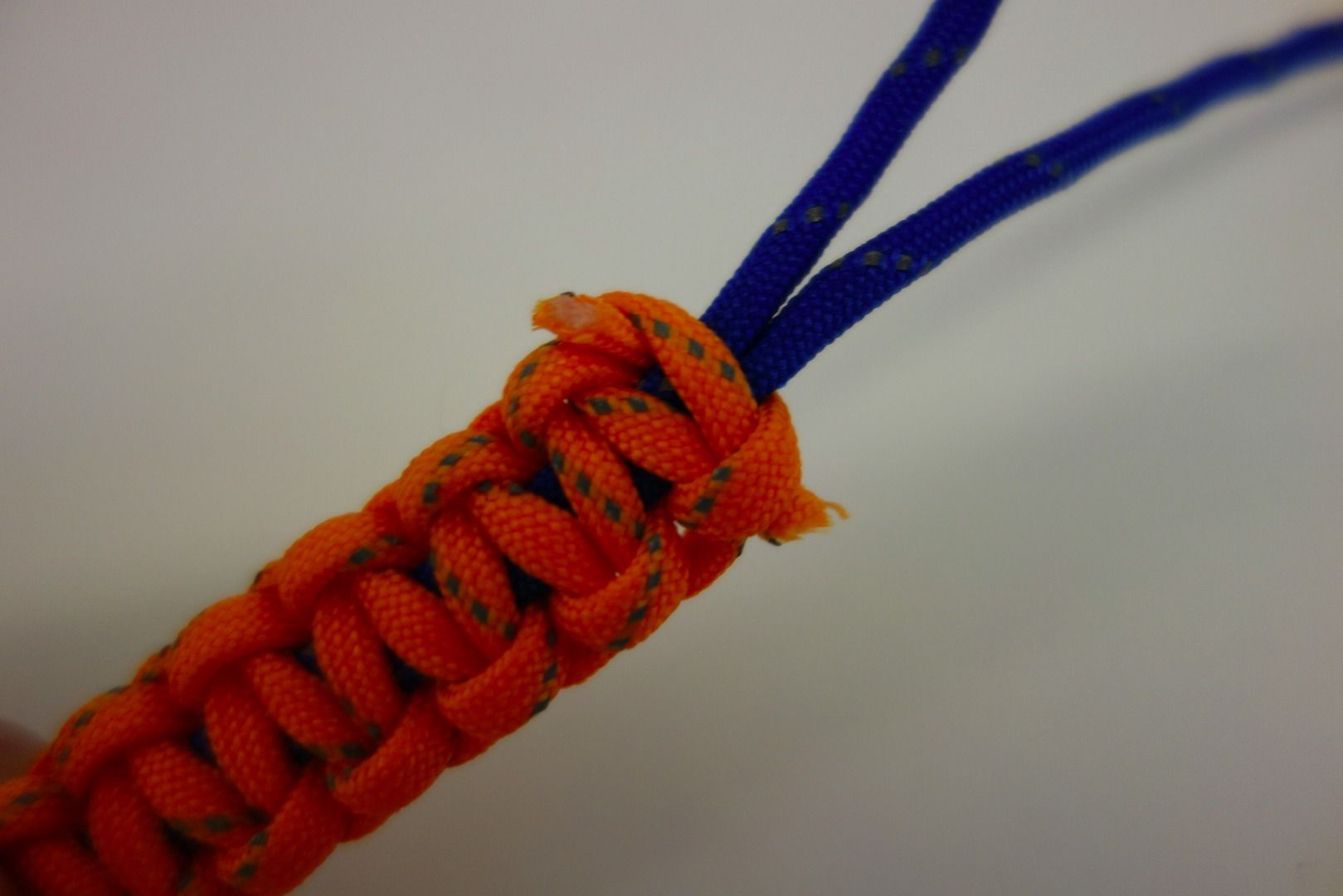 DIY Adjustable Paracord Bracelet 25 Steps (with Pictures) Instructables