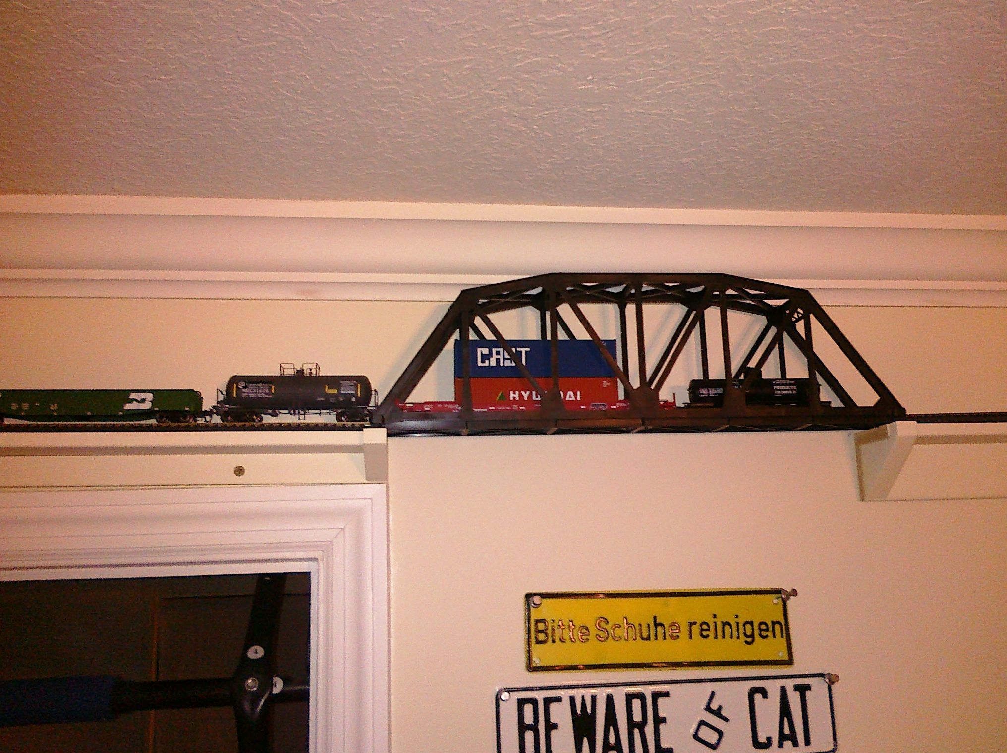 Train on a Shelf 4 Steps Instructables