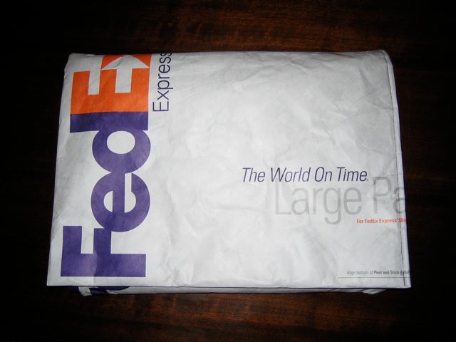 Laptop Sleeve From a FedEx Envelope : 11 Steps (with ...