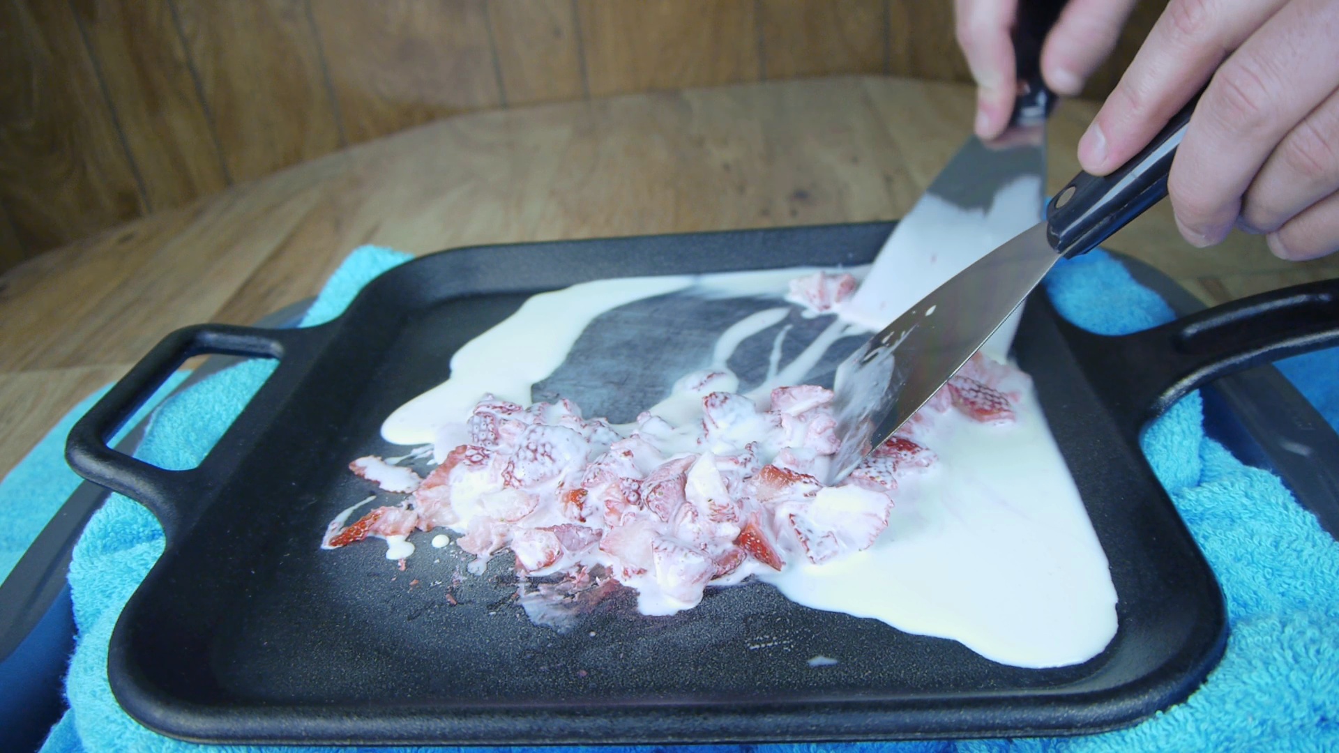 DIY Ice Cream Cold Plate W/ Frying Pan 3 Steps (with Pictures