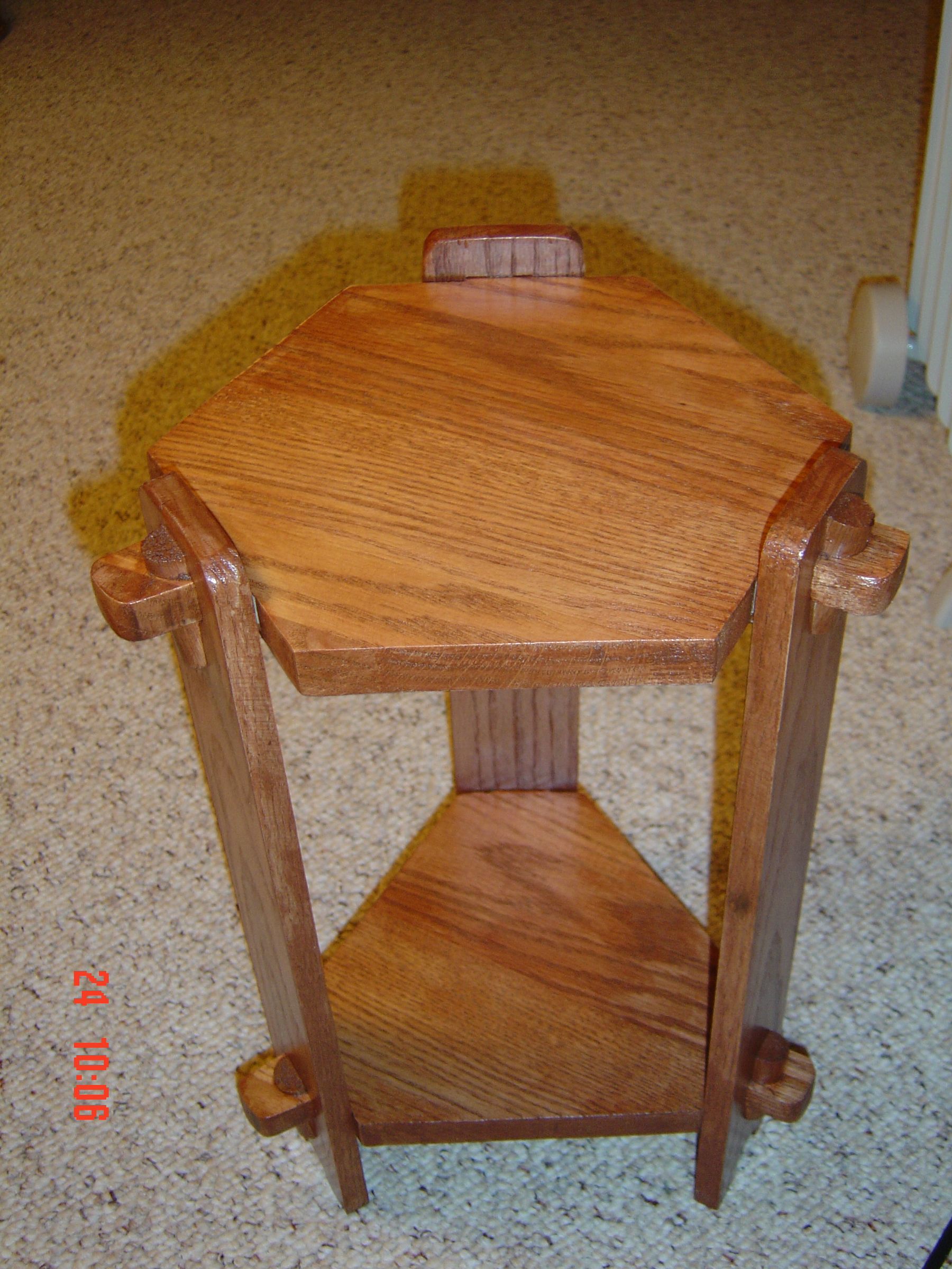 Small Corner/End Table 5 Steps Instructables