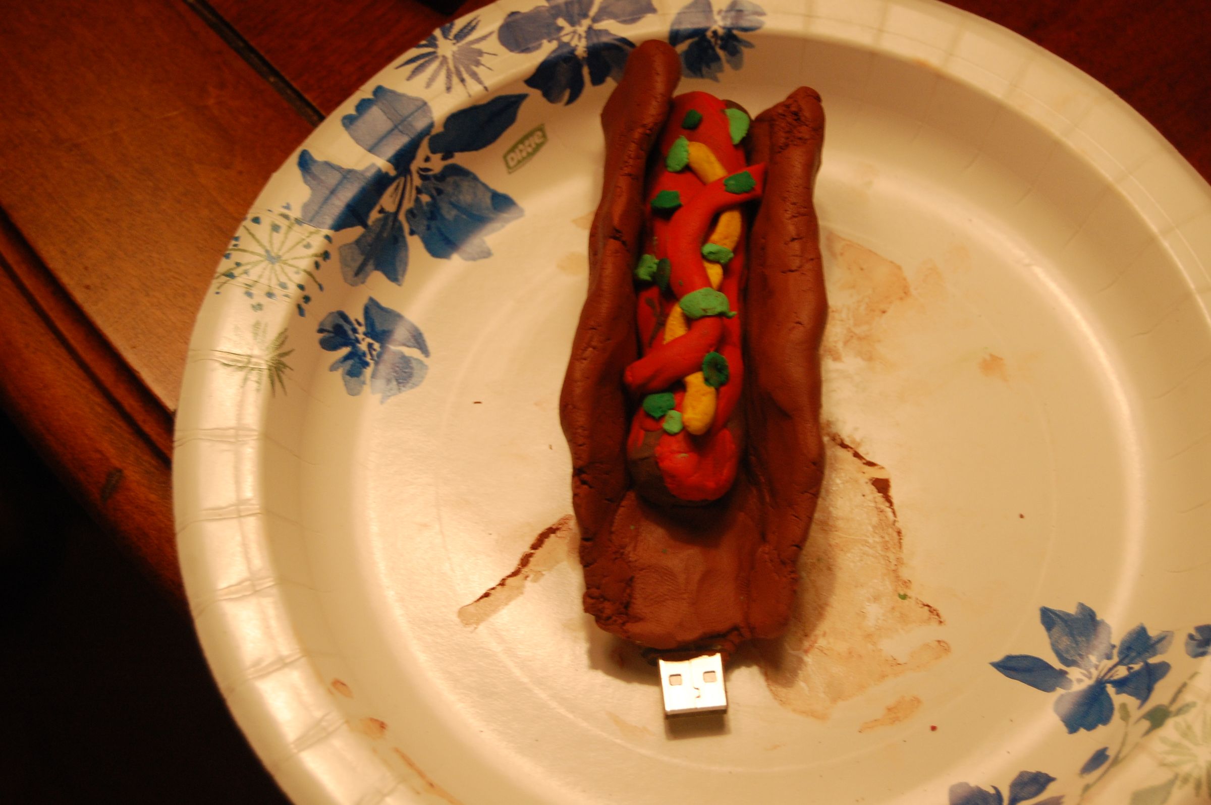 DIY guide for How To Make a Hotdog USB with step-by-step instructions